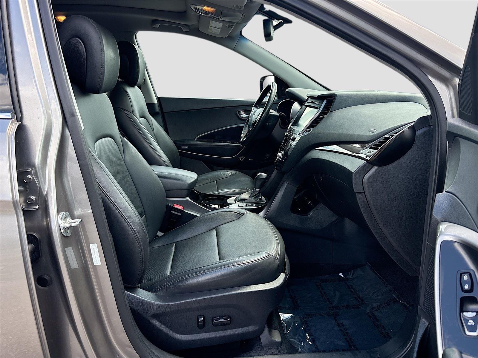 2017 Hyundai Santa Fe Sport 2.0T Ultimate