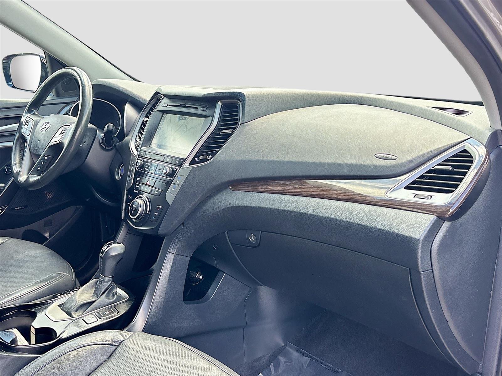 2017 Hyundai Santa Fe Sport 2.0T Ultimate