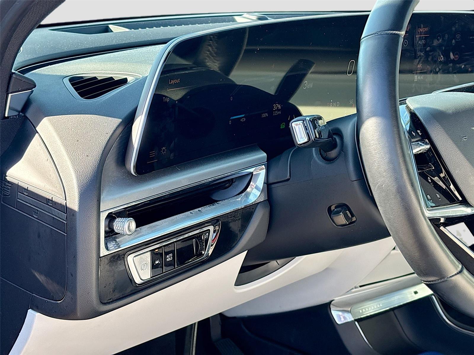 2024 Cadillac LYRIQ Sport