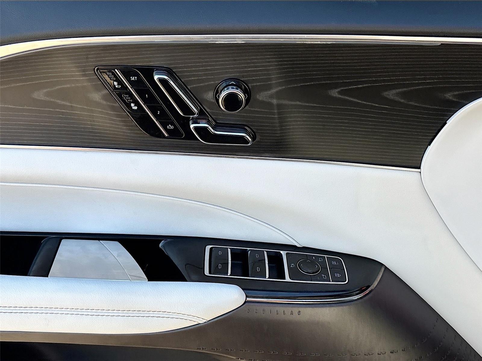 2024 Cadillac LYRIQ Sport