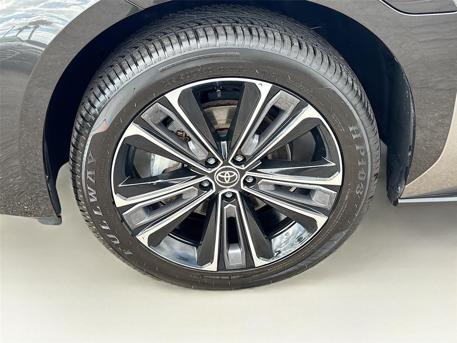 2023 Toyota bZ4X Limited