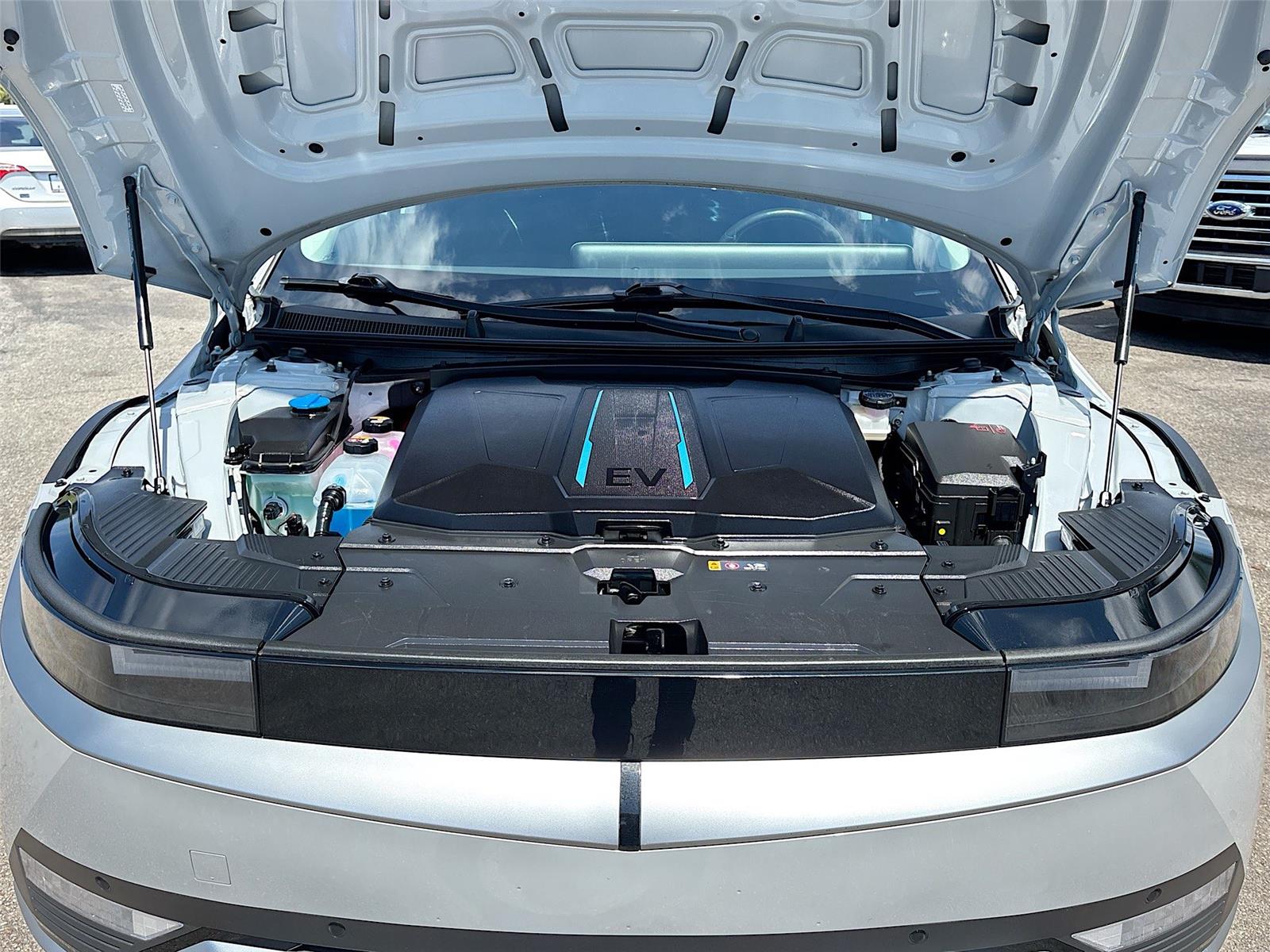 2024 Hyundai IONIQ 5 SEL