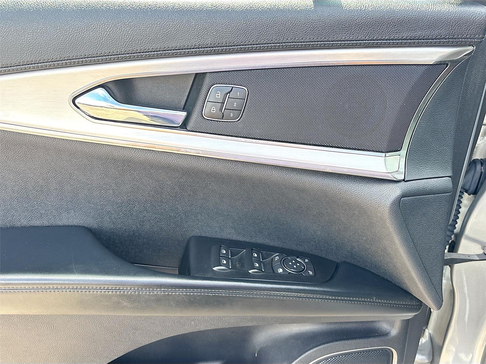 2020 LINCOLN NAUTILUS