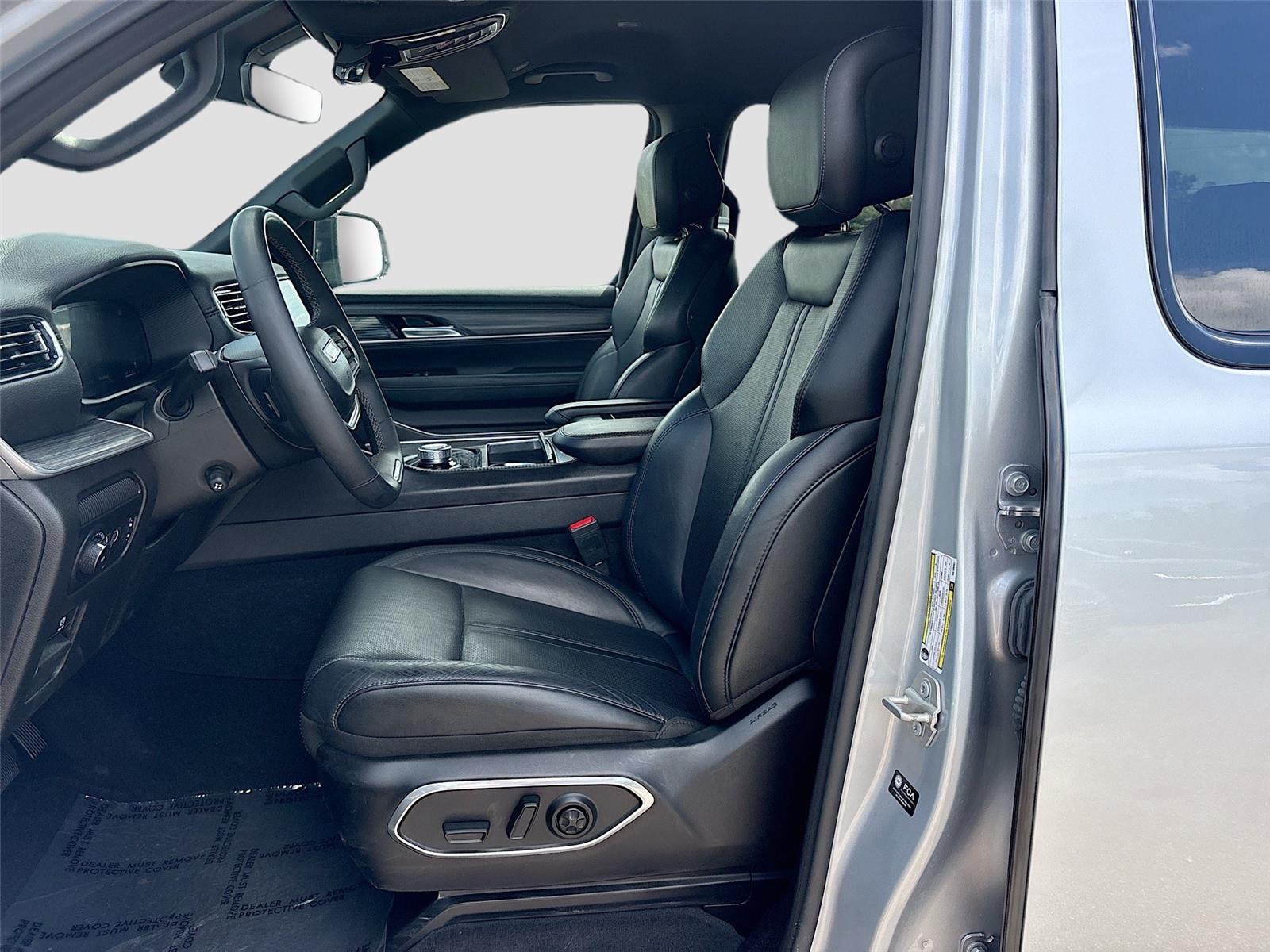 2024 Jeep Wagoneer L Series II