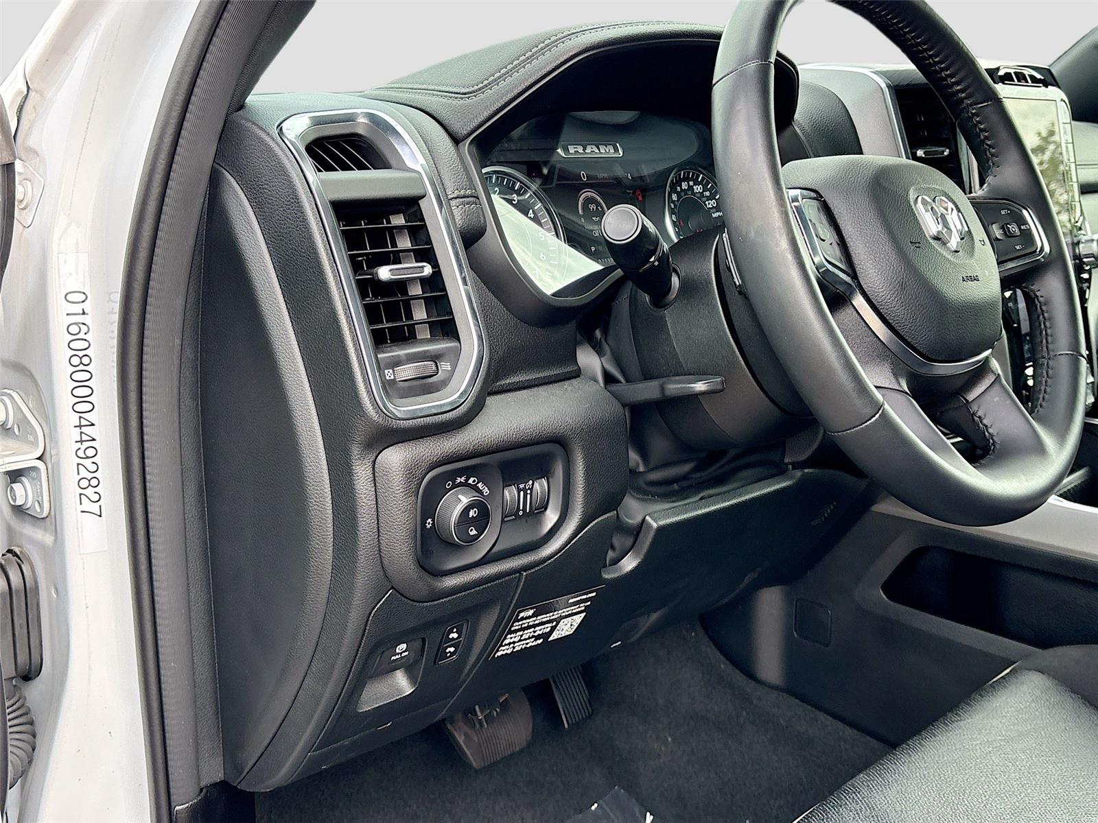 2024 Ram 1500 Laramie