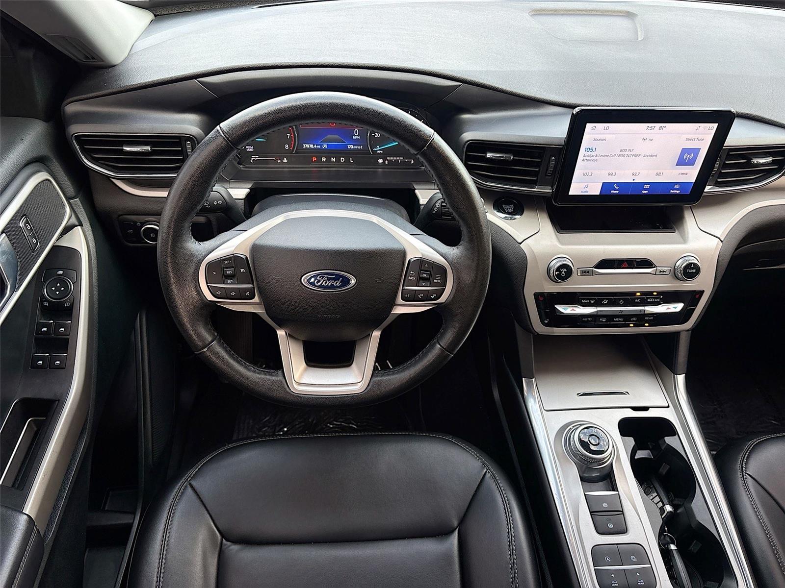 2024 Ford Explorer XLT