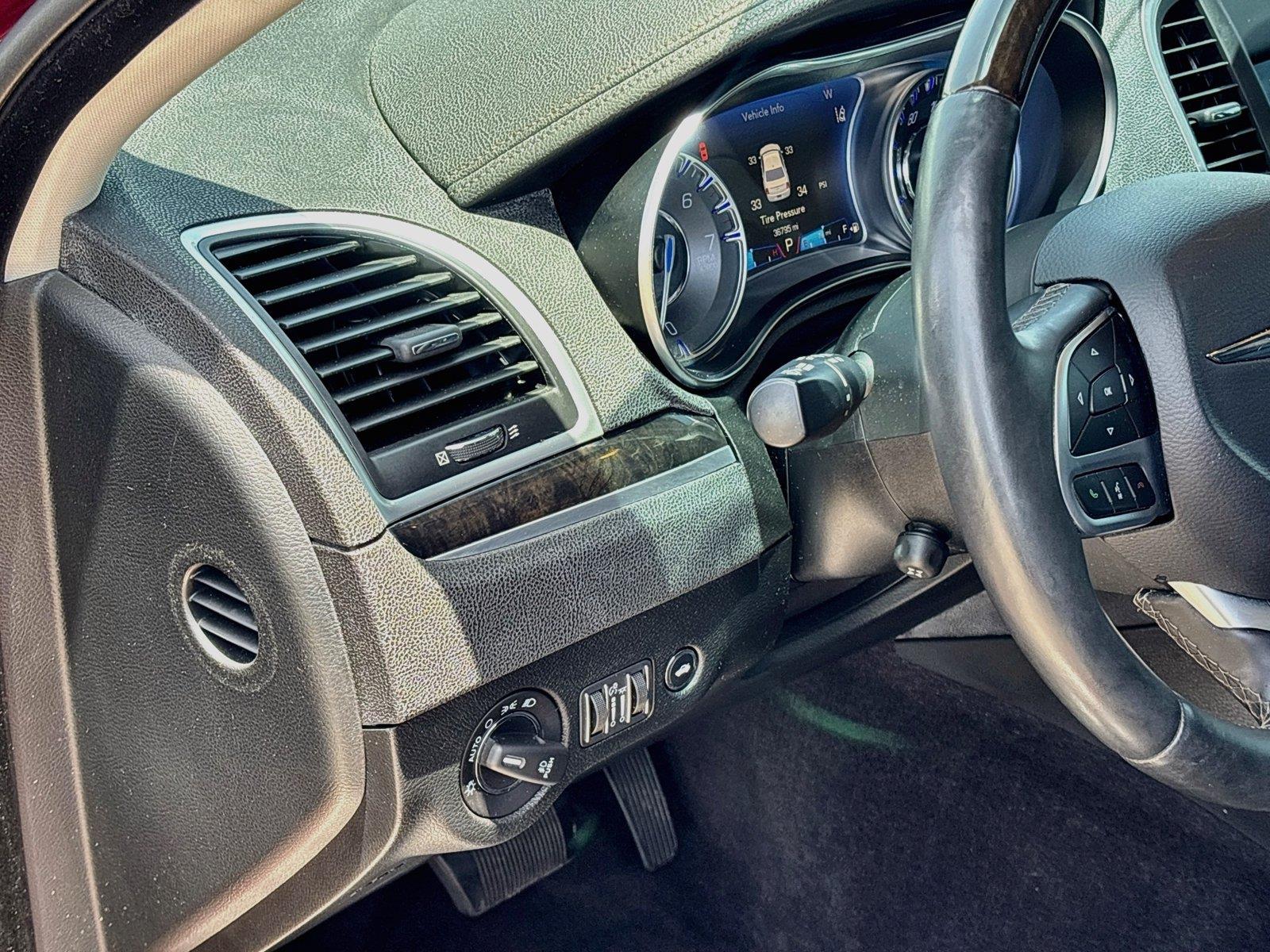 2018 Chrysler 300 Limited