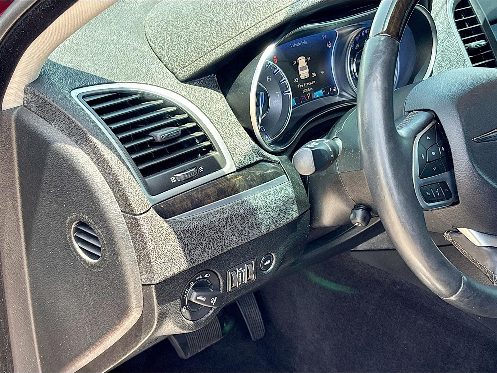 2018 Chrysler 300 Limited