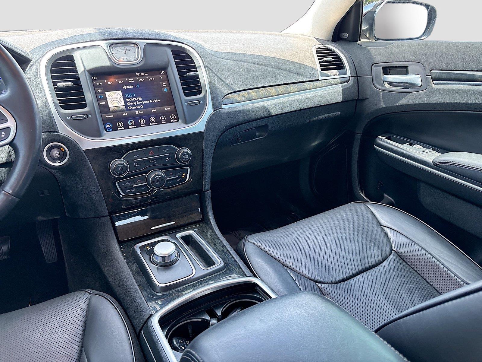 2018 Chrysler 300 Limited