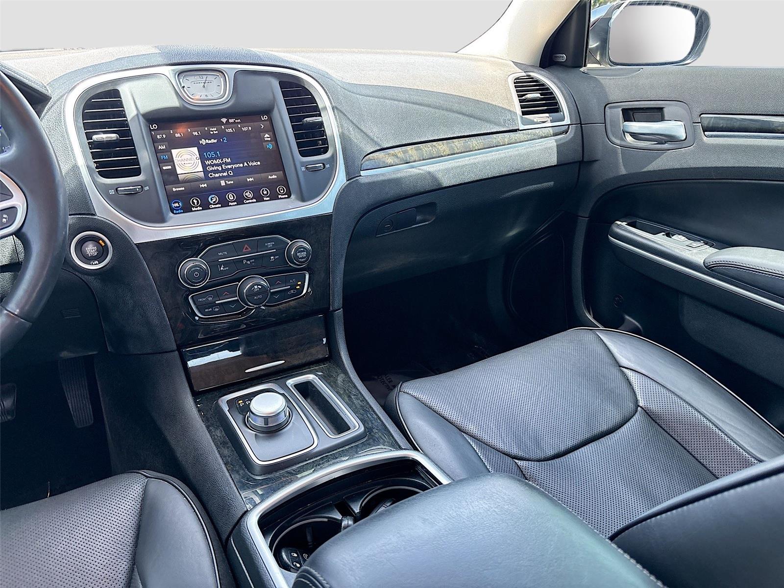 2018 Chrysler 300 Limited