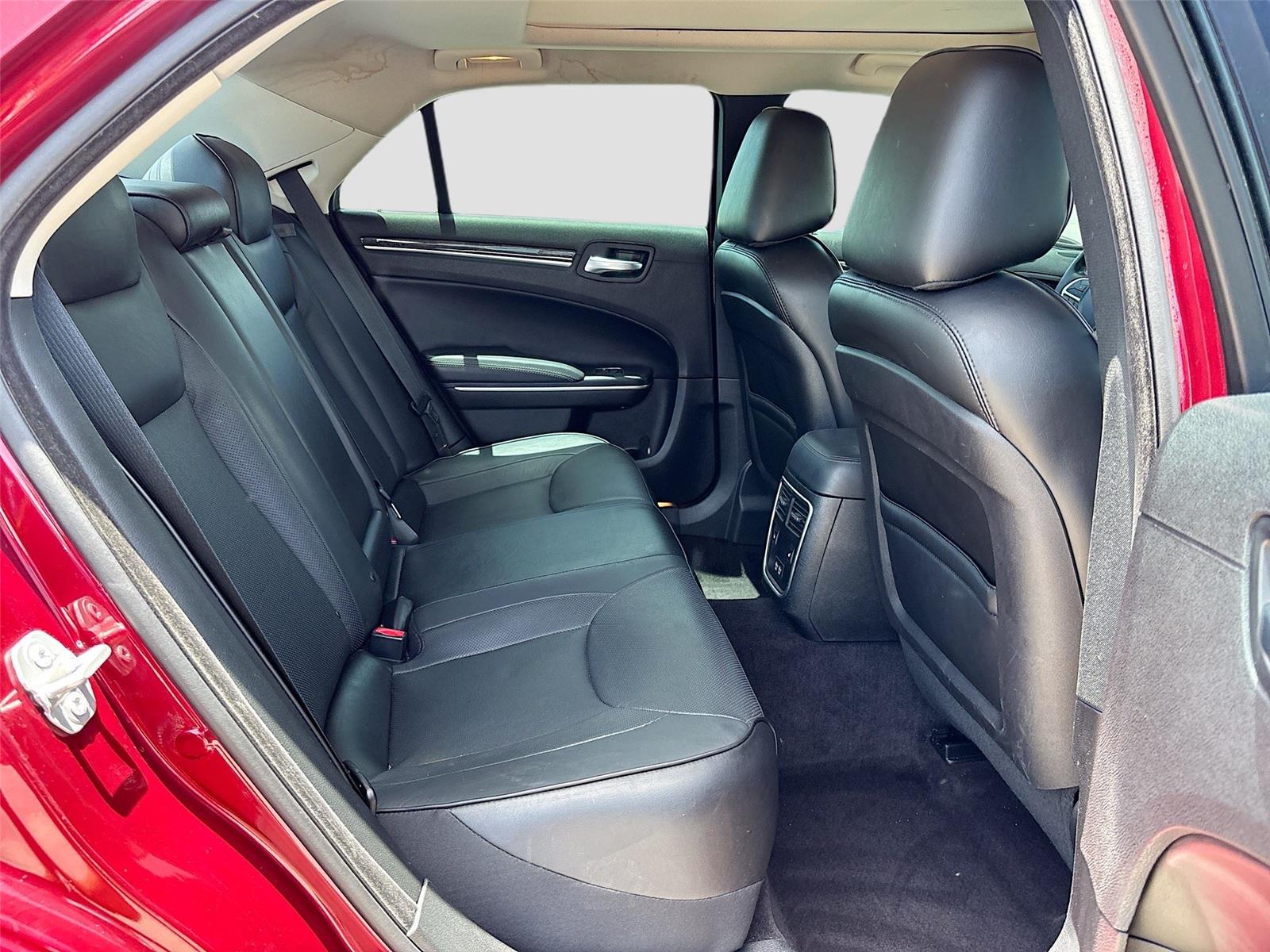 2018 Chrysler 300 Limited