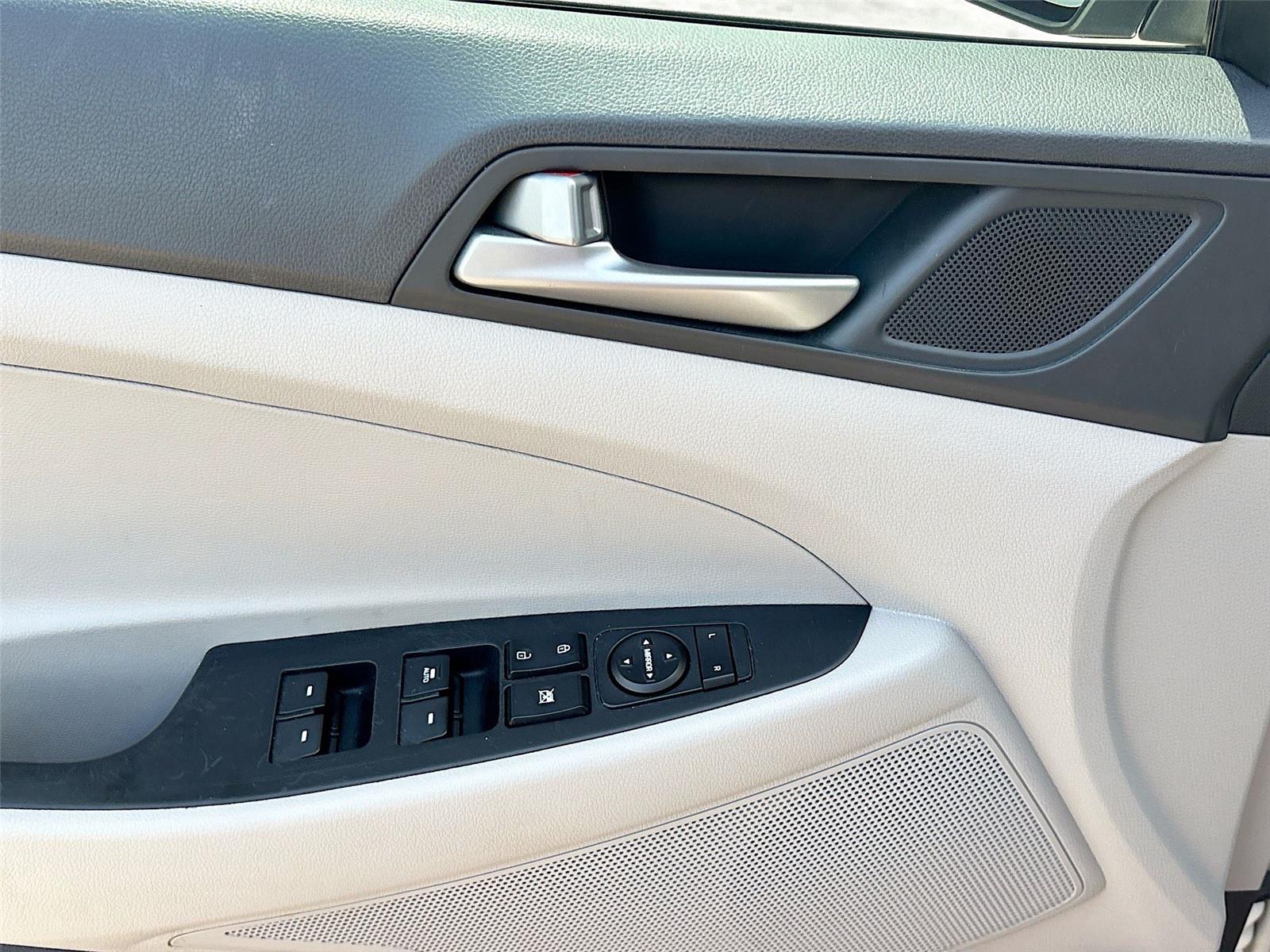 2017 HYUNDAI TUCSON LIMITD/S