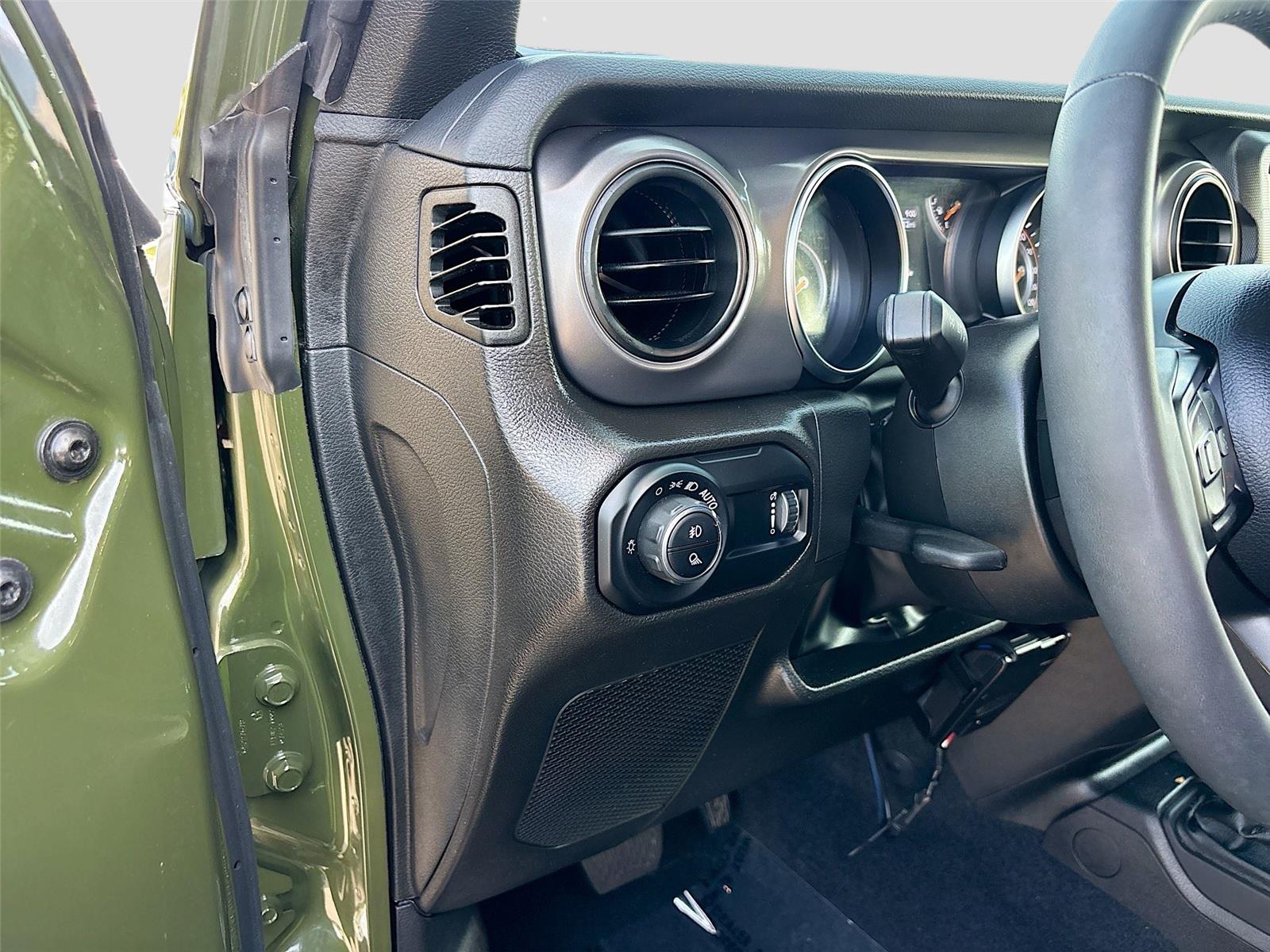 2023 Jeep Gladiator Sport S