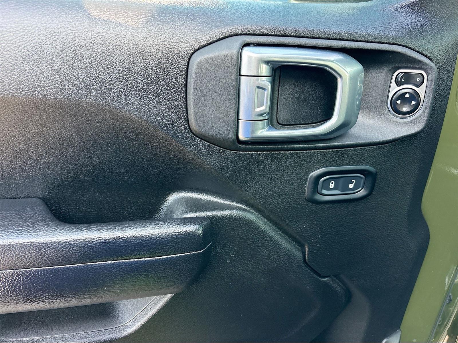 2023 Jeep Gladiator Sport S