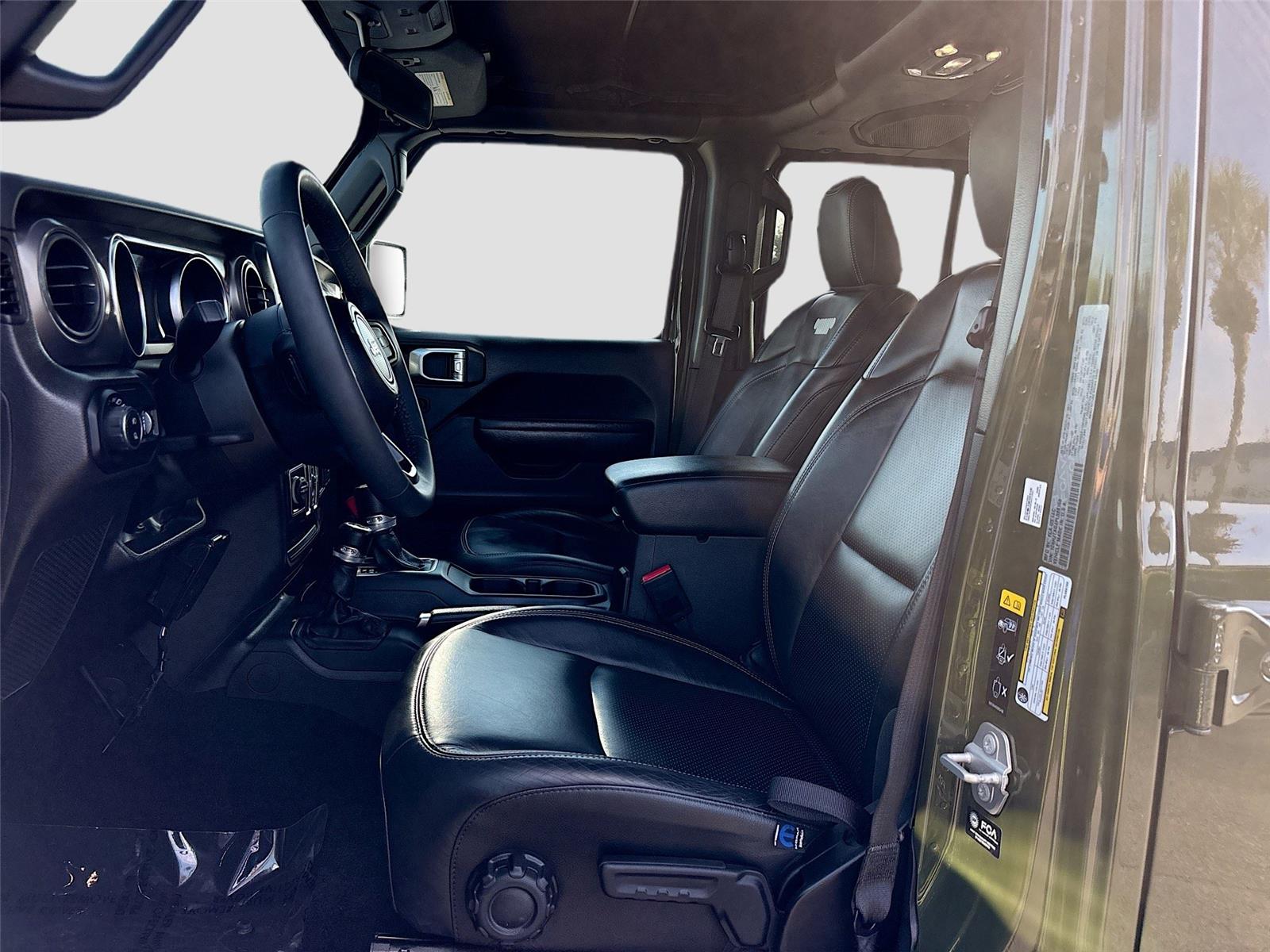 2023 Jeep Gladiator Sport S
