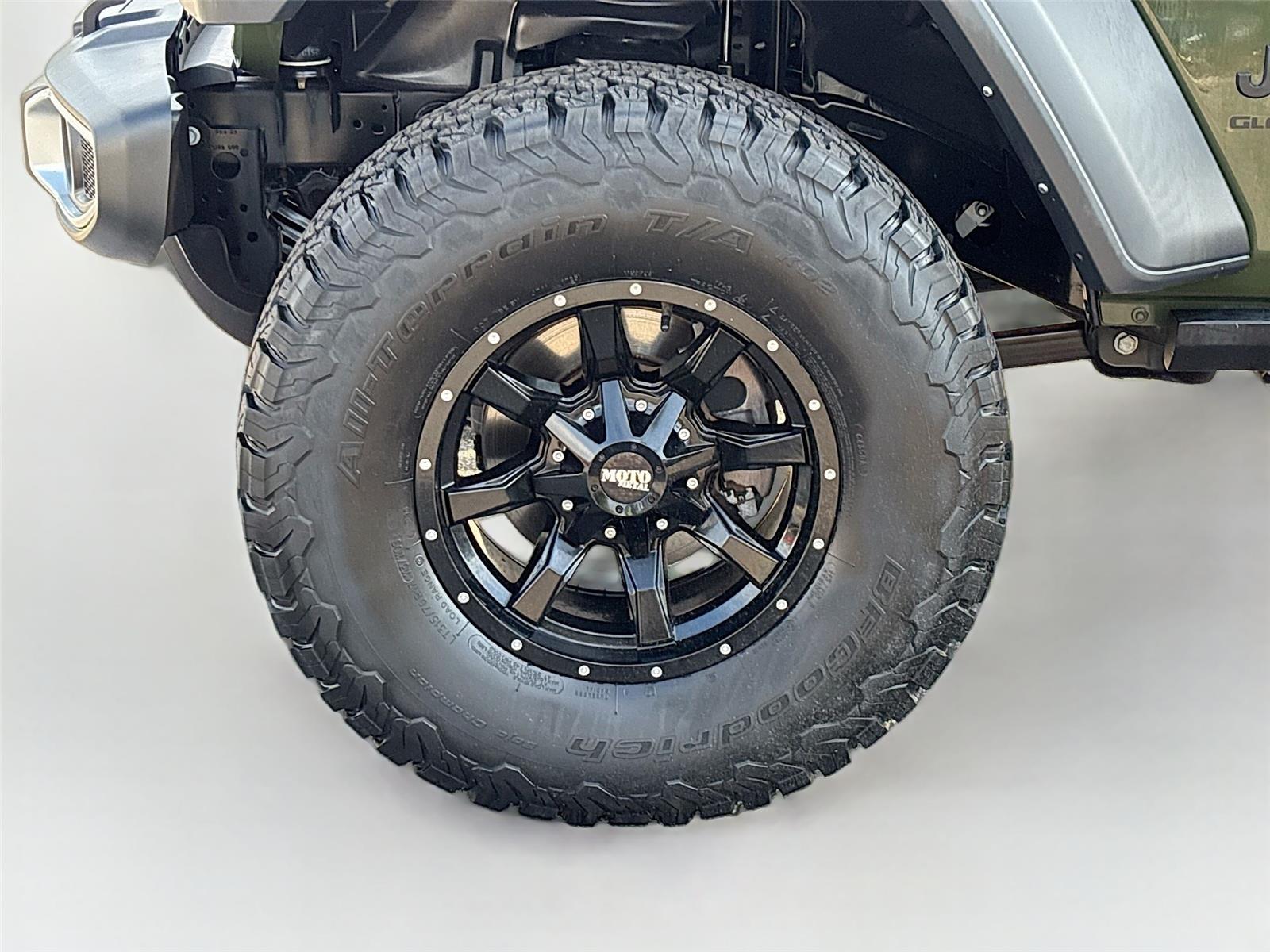 2023 Jeep Gladiator Sport S