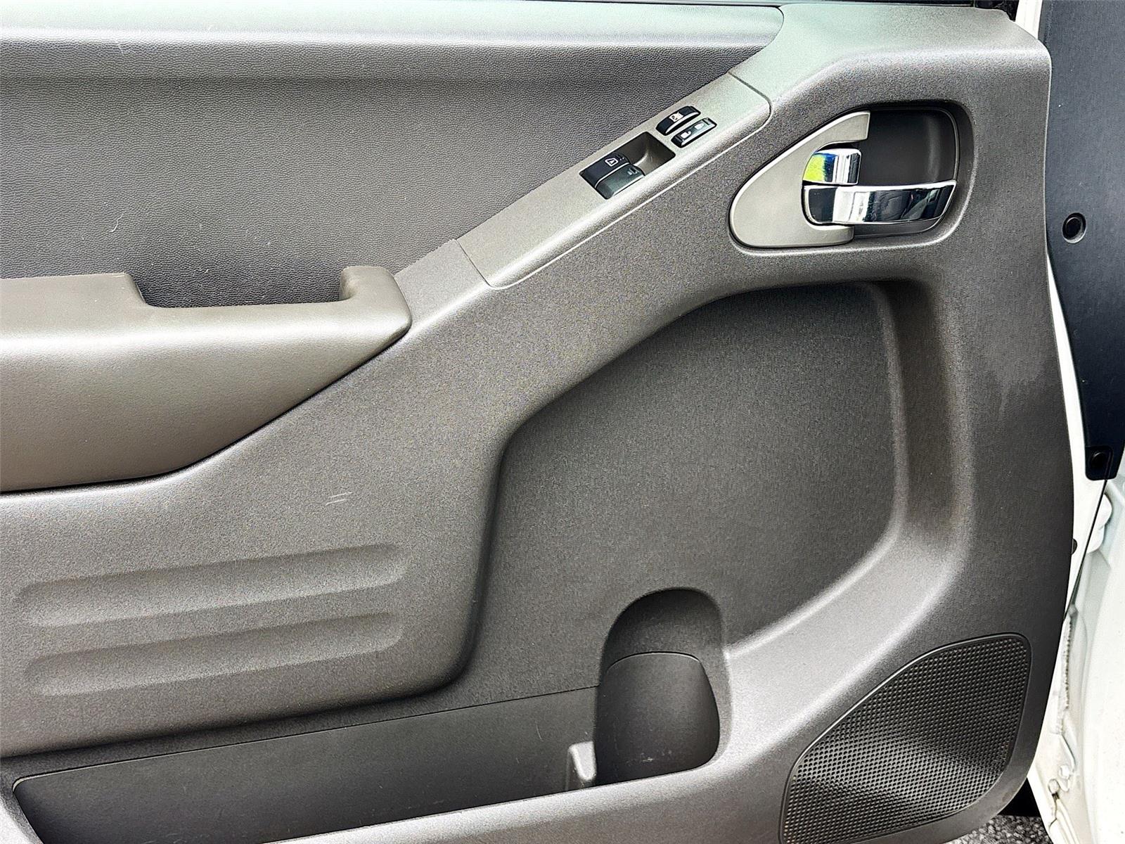 2018 Nissan Frontier SV V6