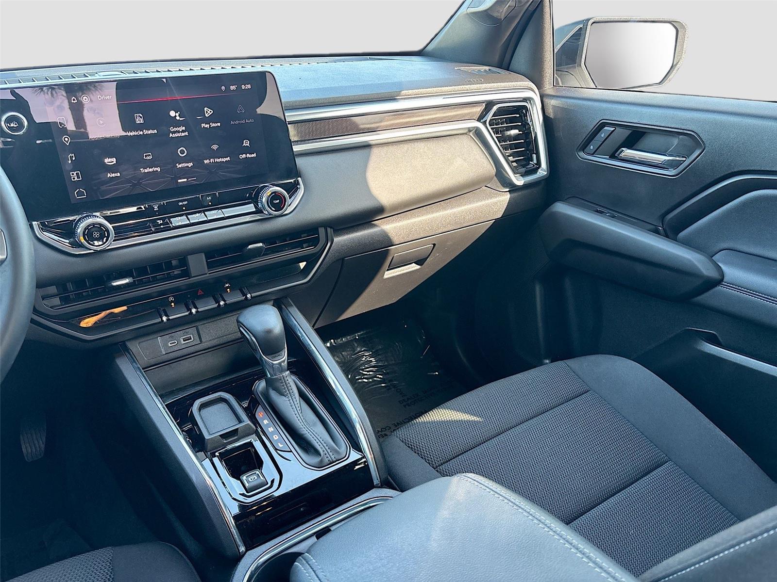 2024 GMC CANYON ELEVATIO