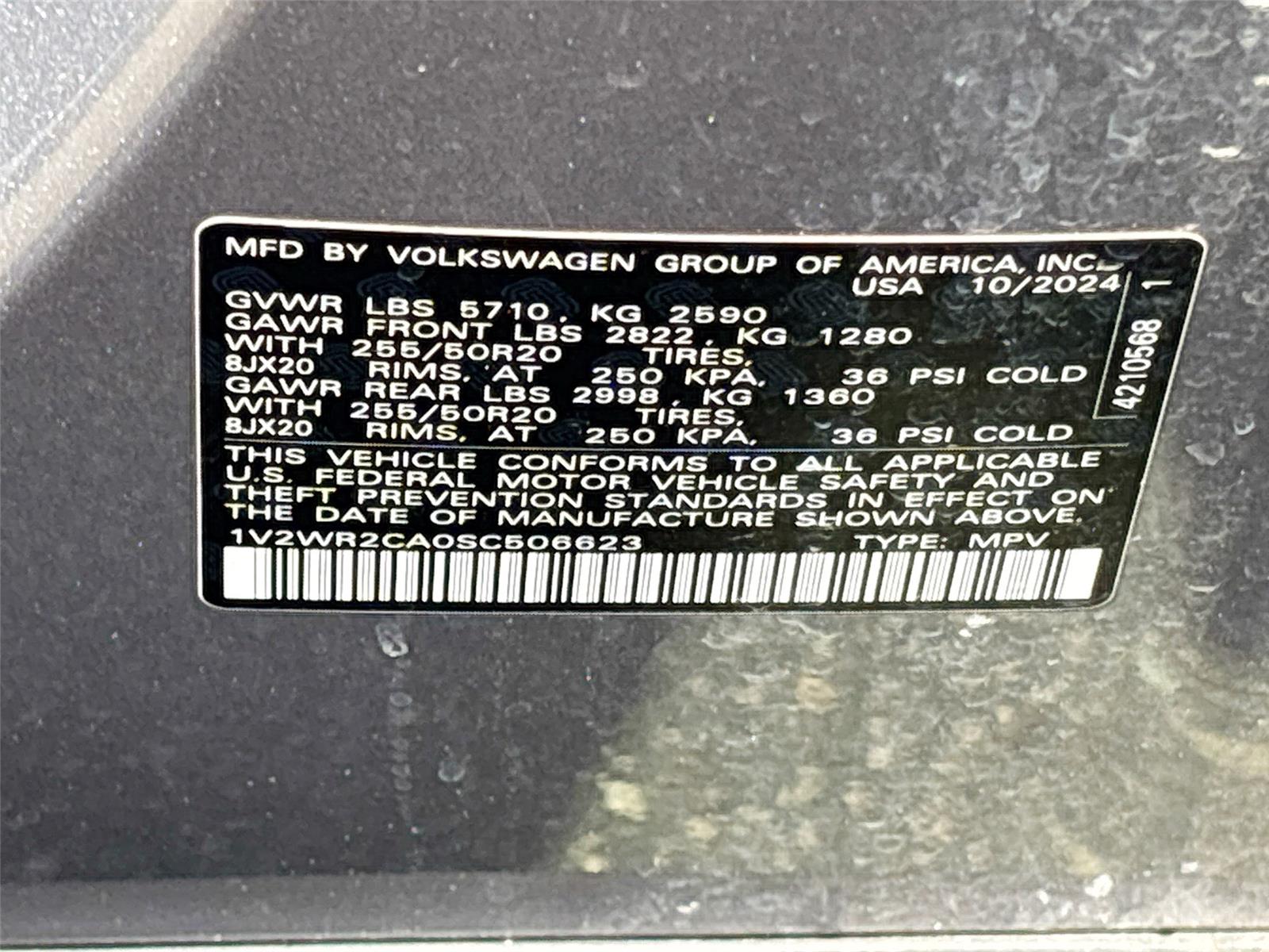 2025 Volkswagen Atlas 2.0T SE w/Technology
