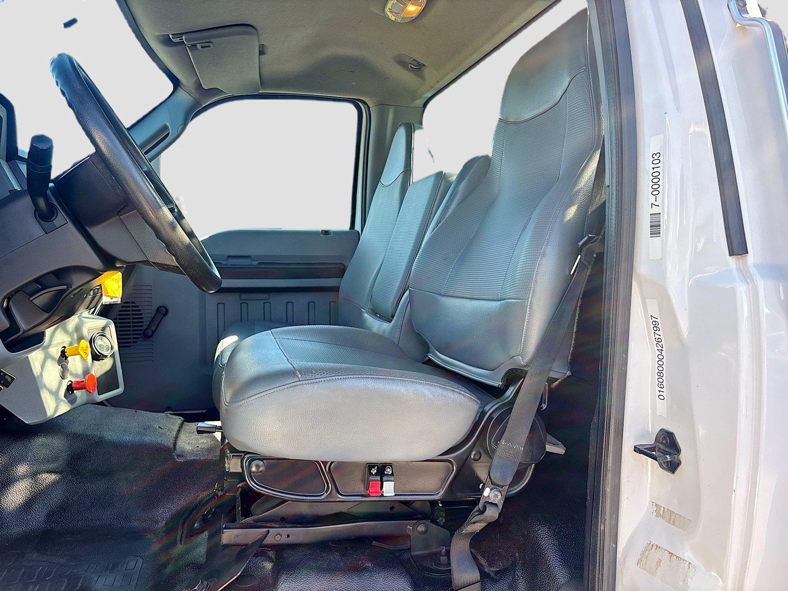 2019 Ford Super Duty F-750 Straight Frame