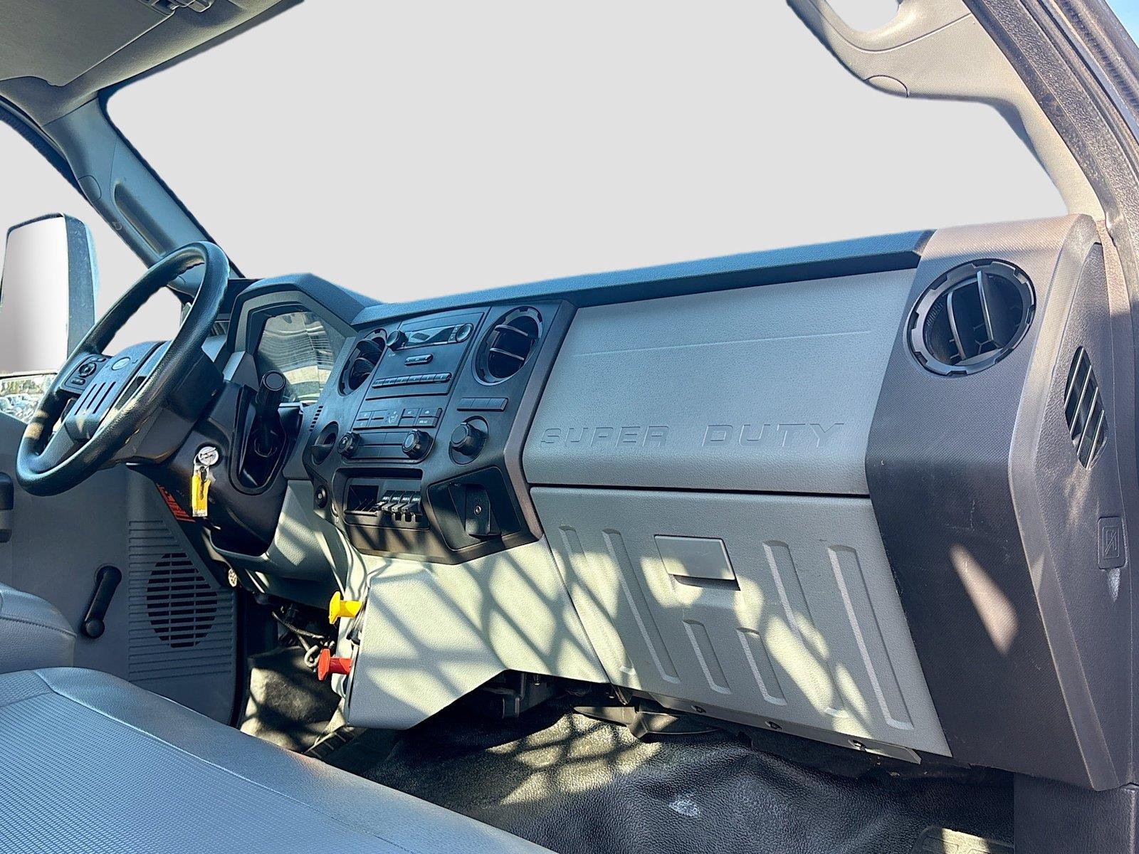 2019 Ford Super Duty F-750 Straight Frame