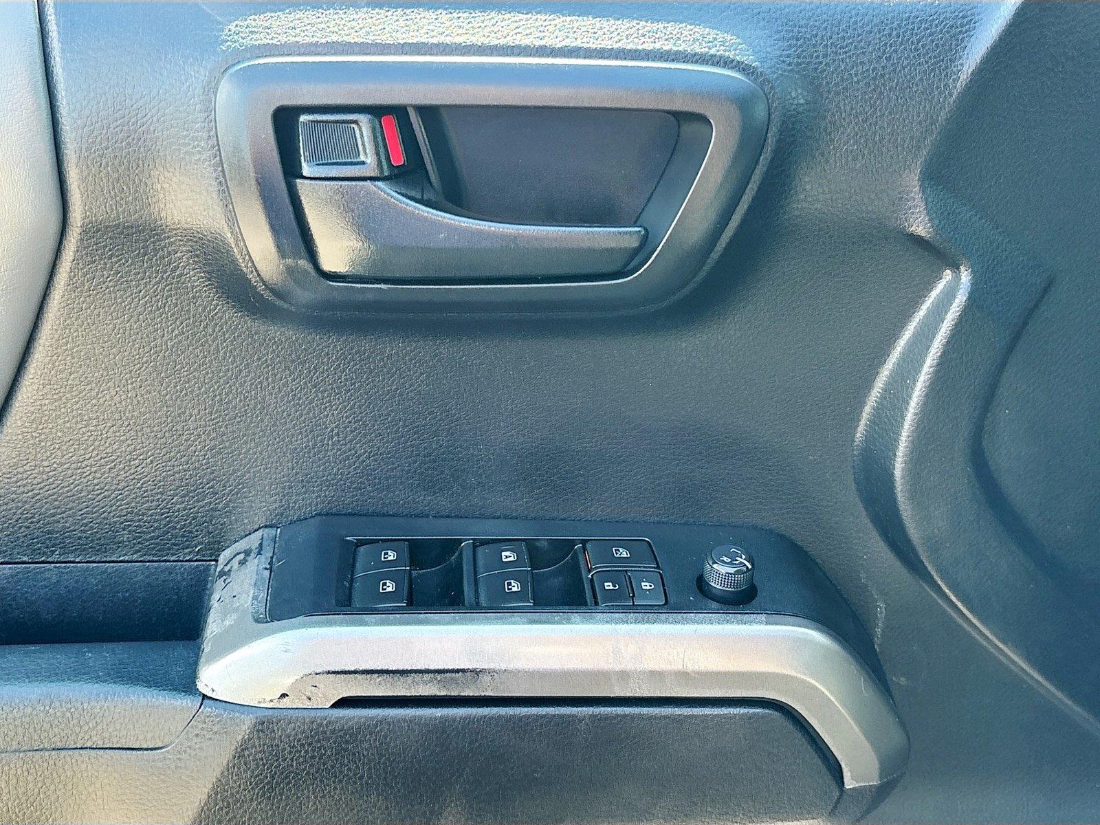 2021 Toyota Tacoma SR5 V6