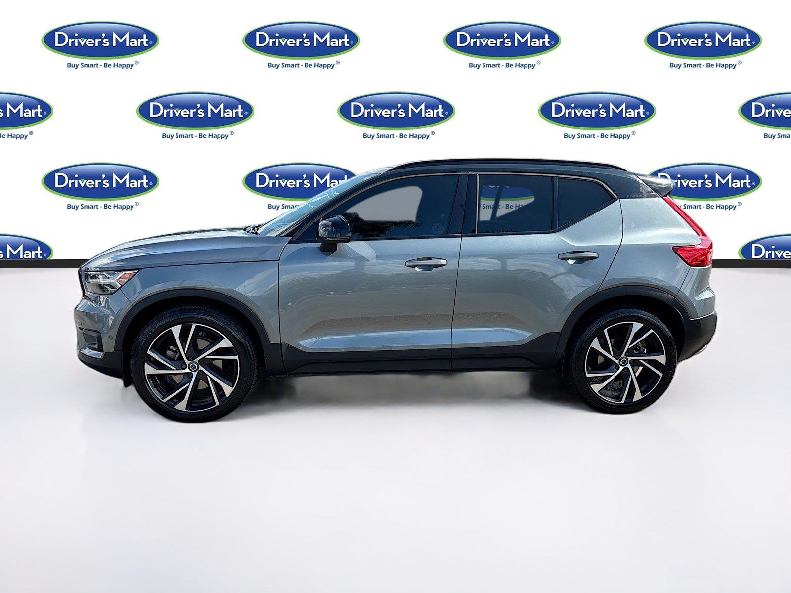 2019 VOLVO XC40 T4 R-DESIG