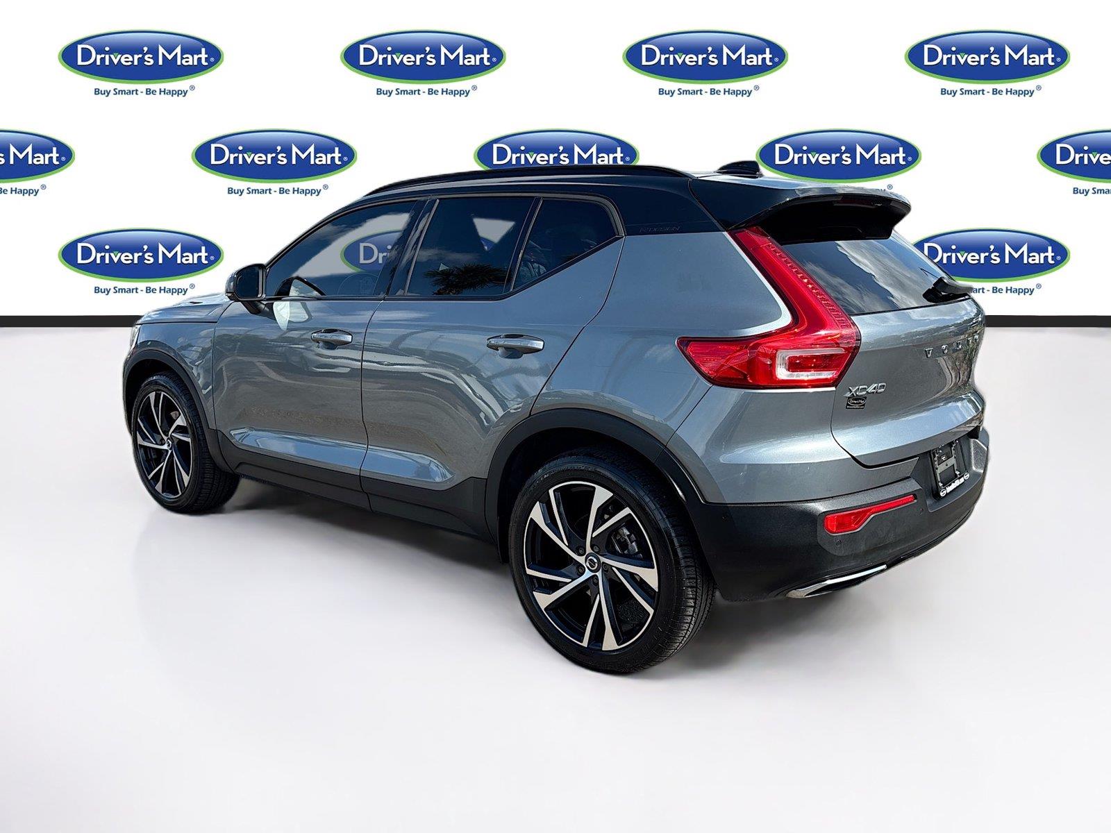 2019 VOLVO XC40 T4 R-DESIG