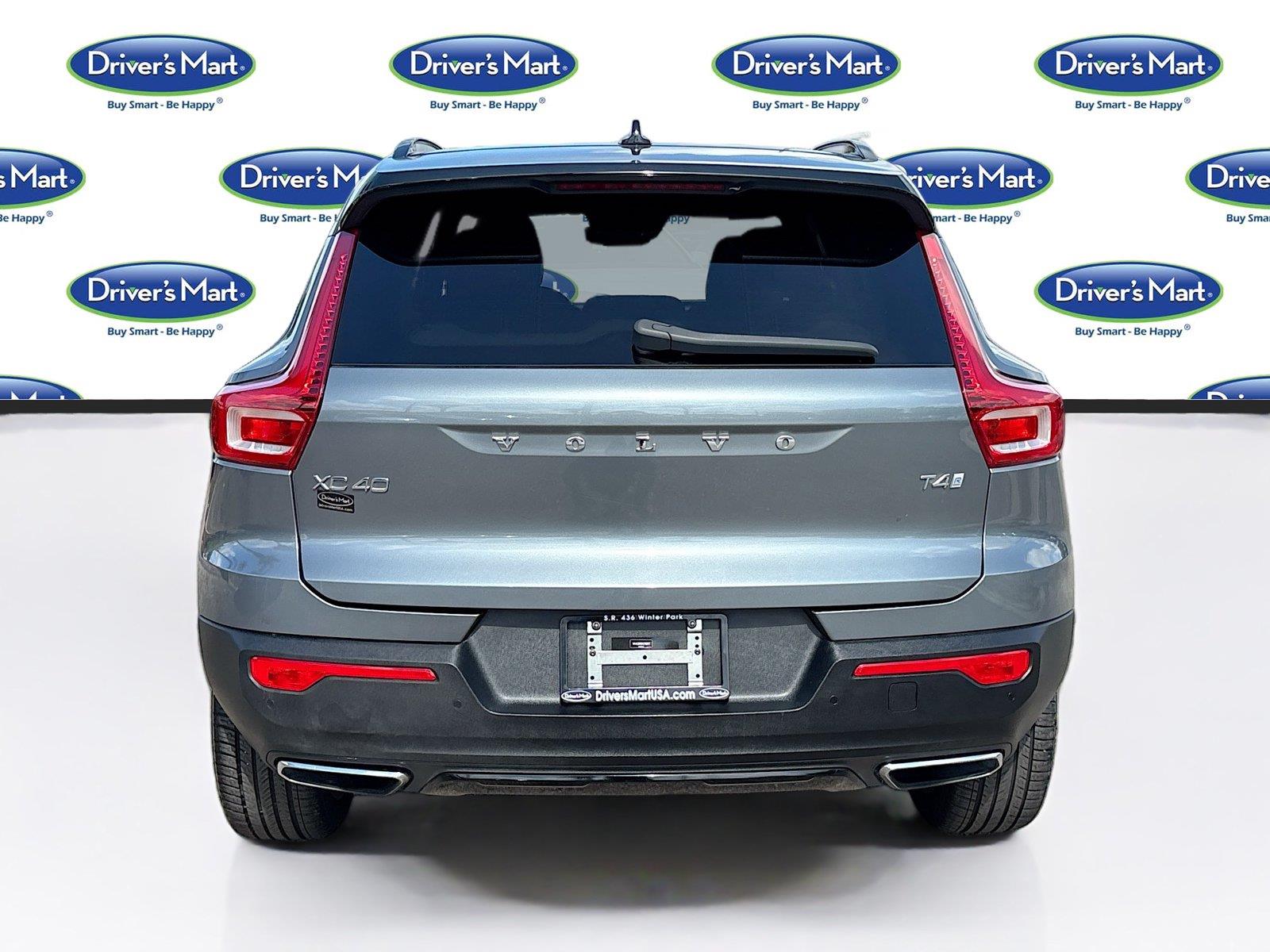 2019 VOLVO XC40 T4 R-DESIG