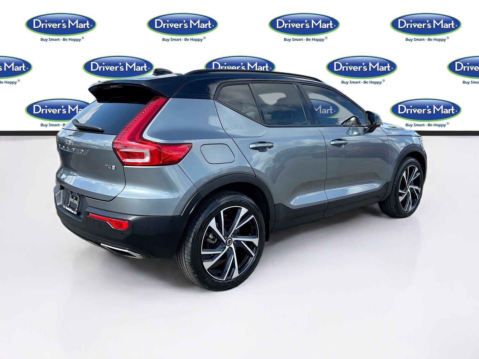 2019 VOLVO XC40 T4 R-DESIG