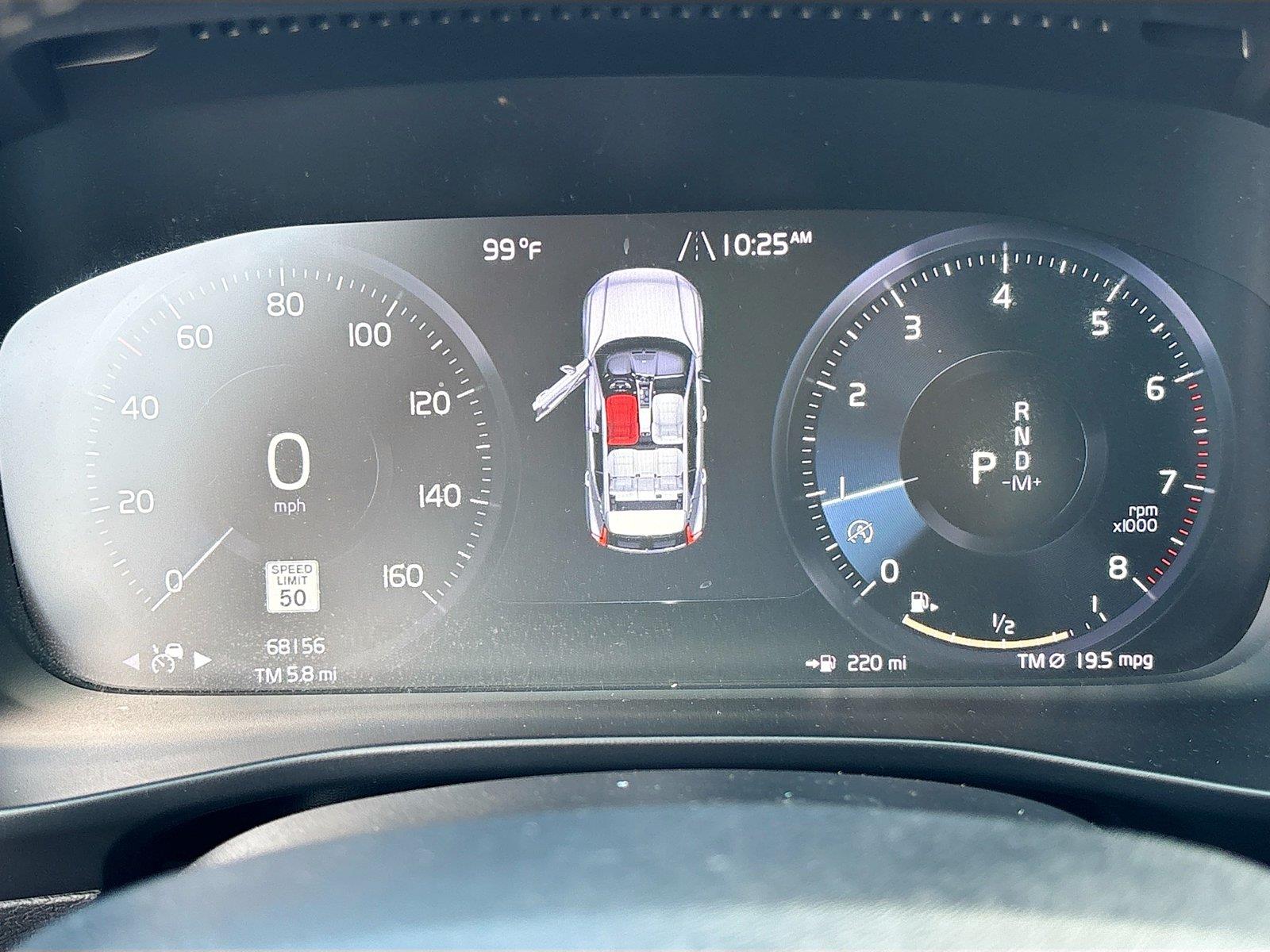 2019 VOLVO XC40 T4 R-DESIG