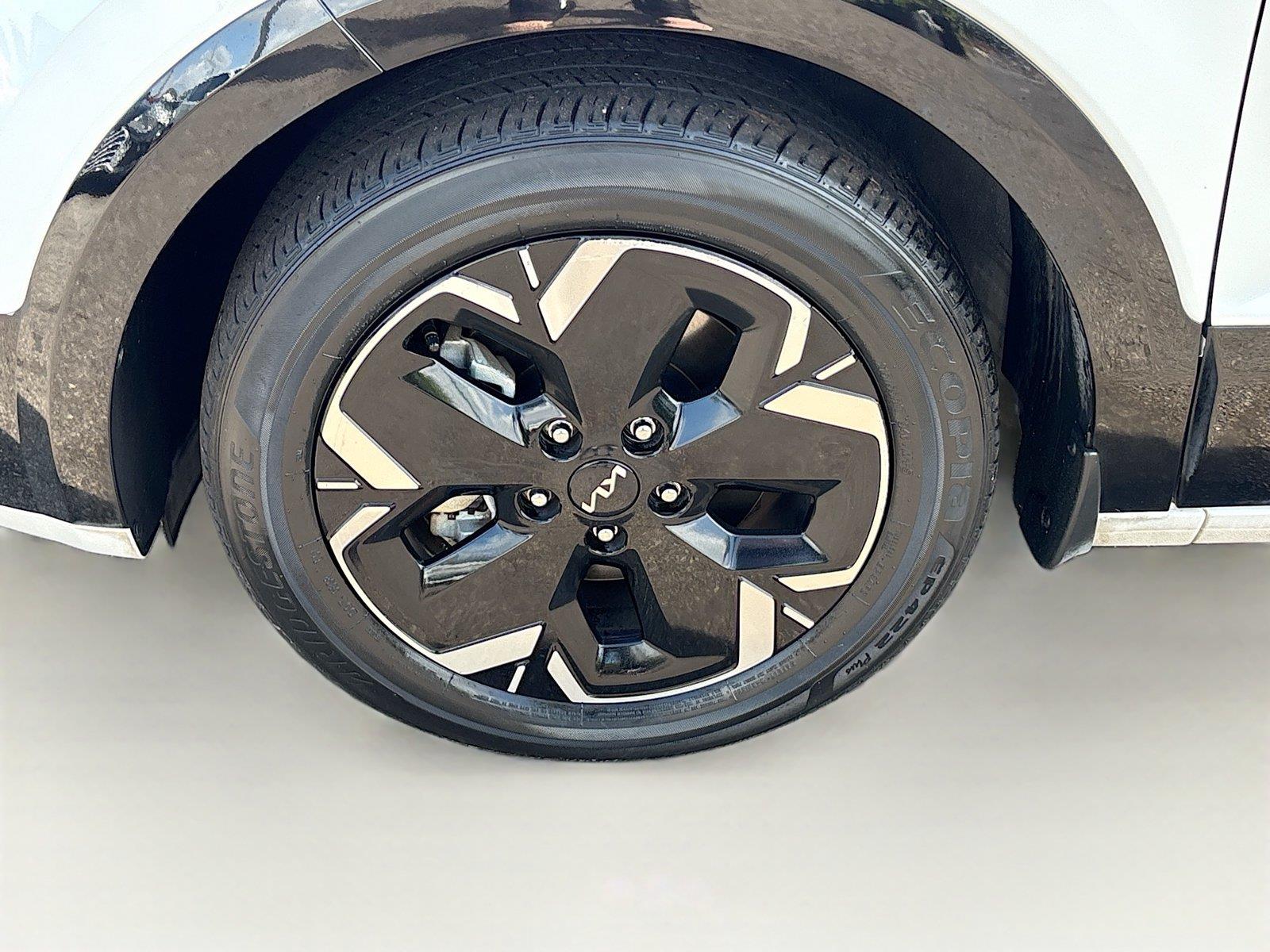 2023 Kia Niro EV Wind