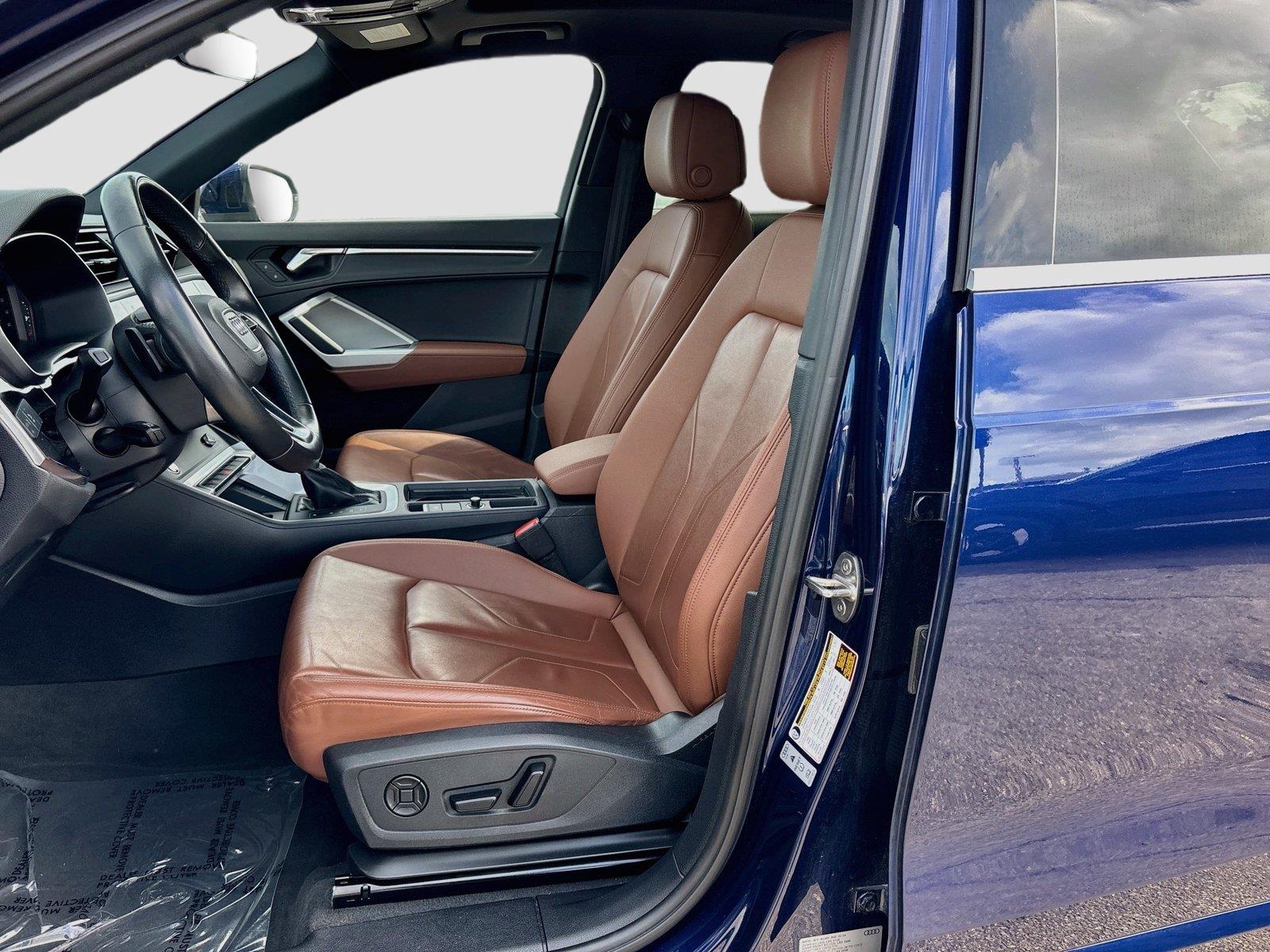 2024 Audi Q3 S line Premium