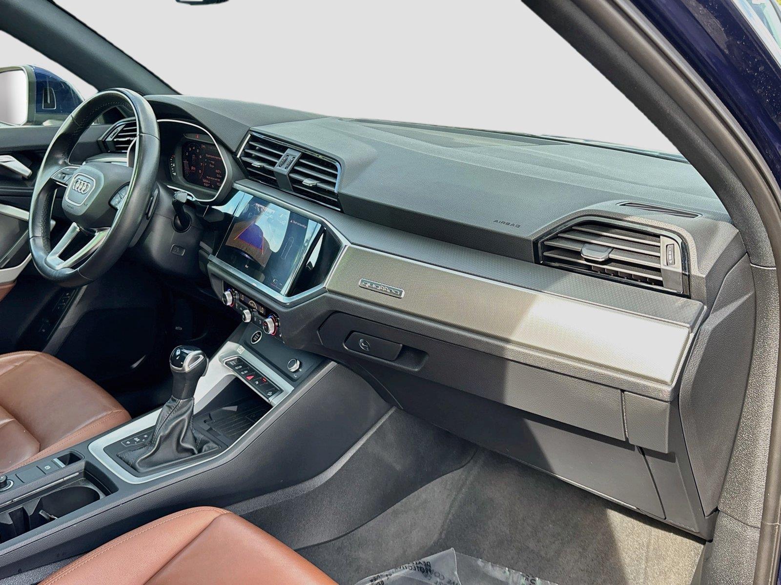 2024 Audi Q3 S line Premium