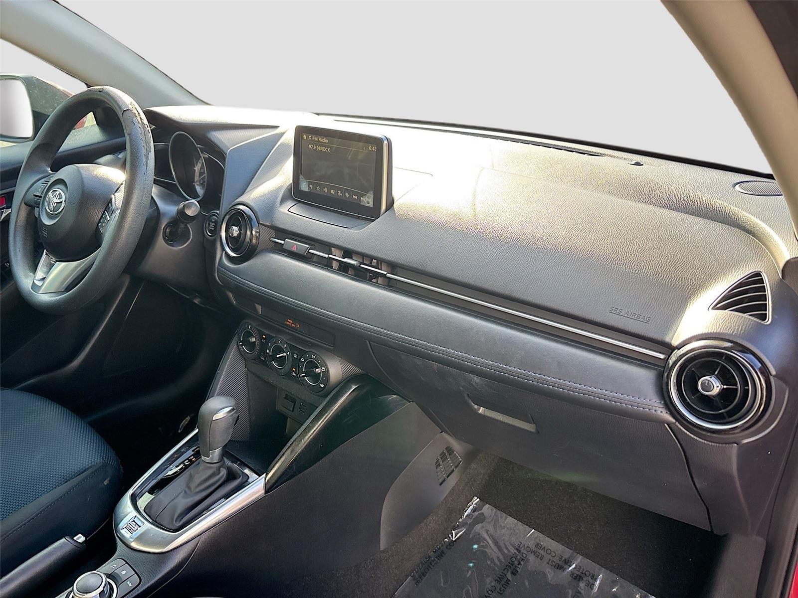 2017 Toyota Yaris iA
