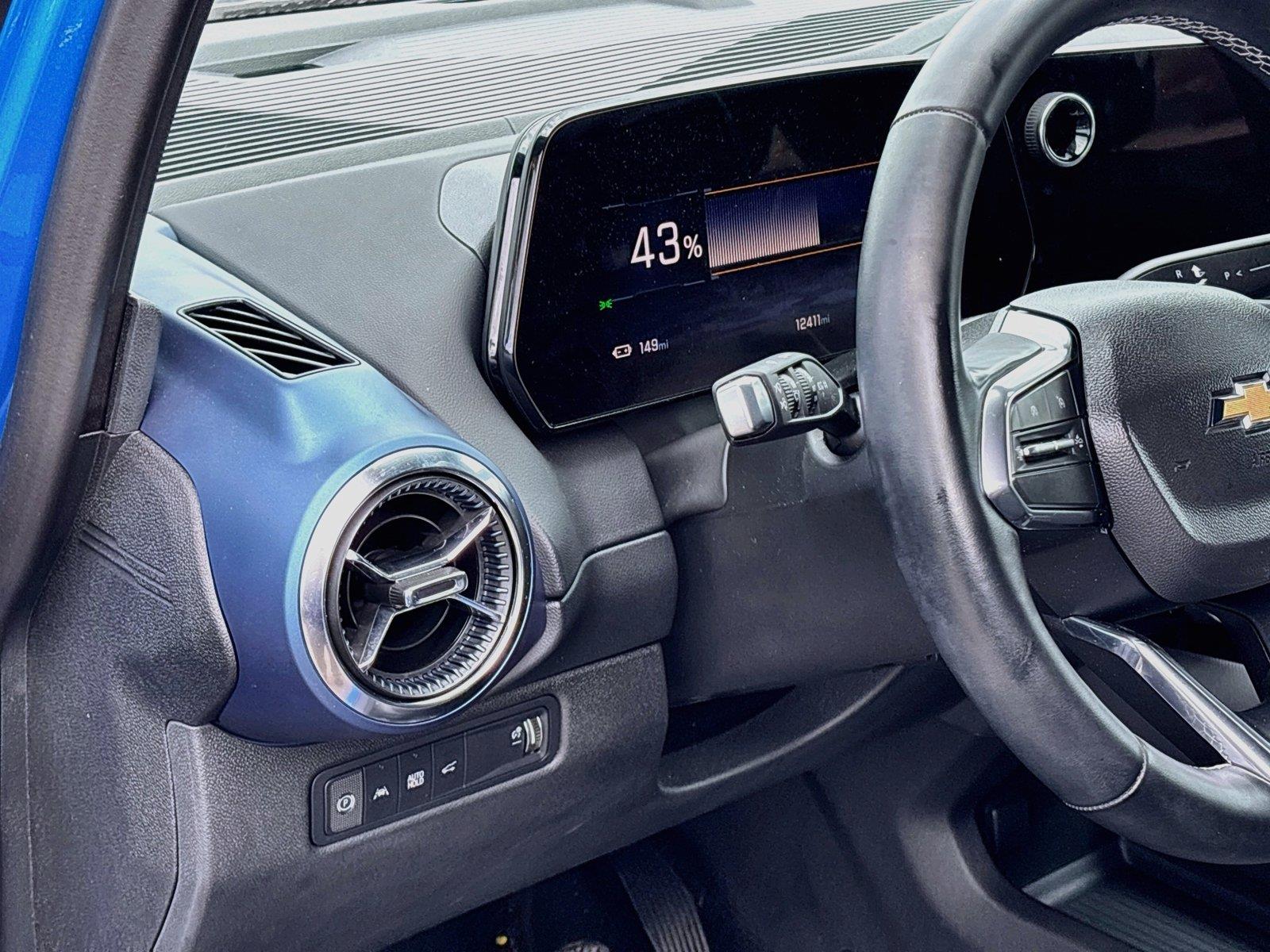 2025 Chevrolet Equinox EV LT