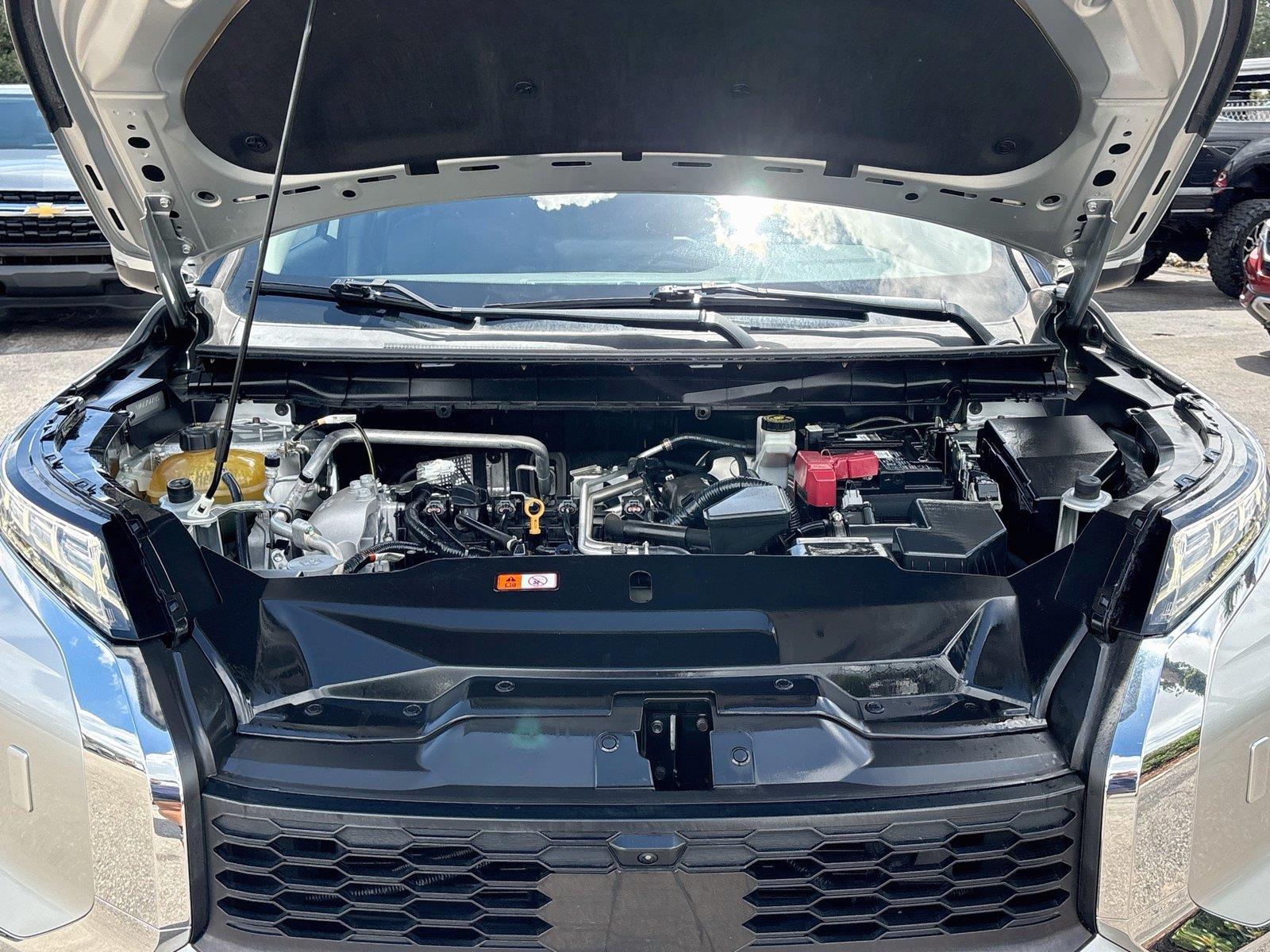 2022 Mitsubishi Outlander SE