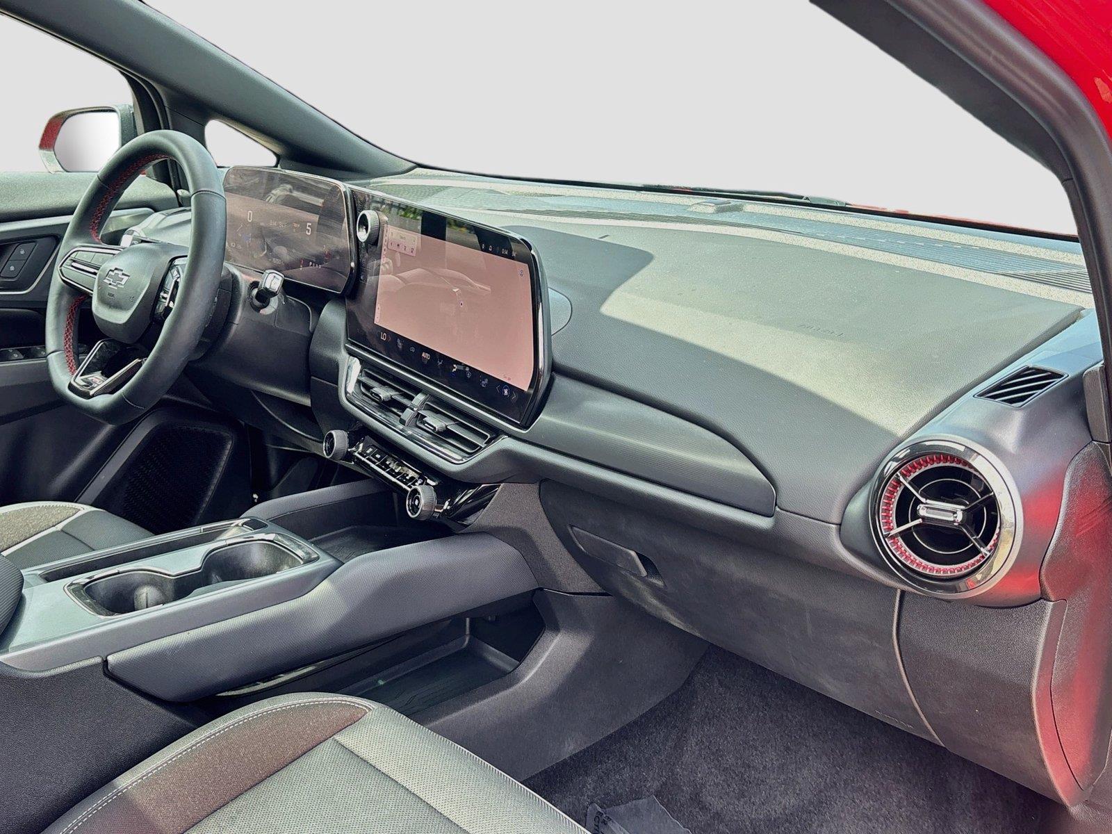 2025 Chevrolet Equinox EV RS