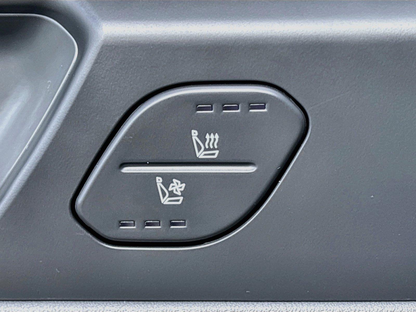 2024 Kia EV9 Light Long Range