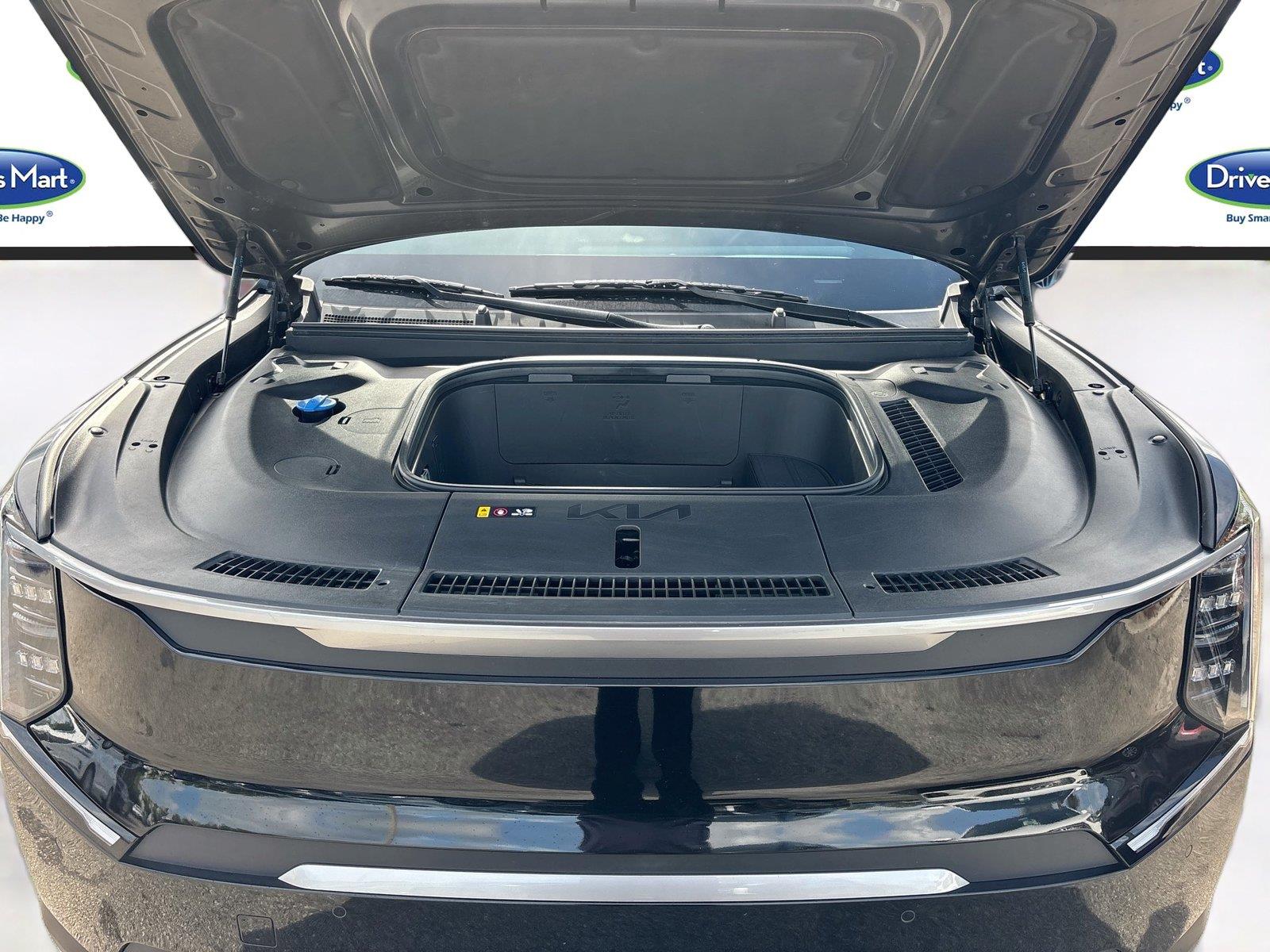 2024 Kia EV9 Light Long Range
