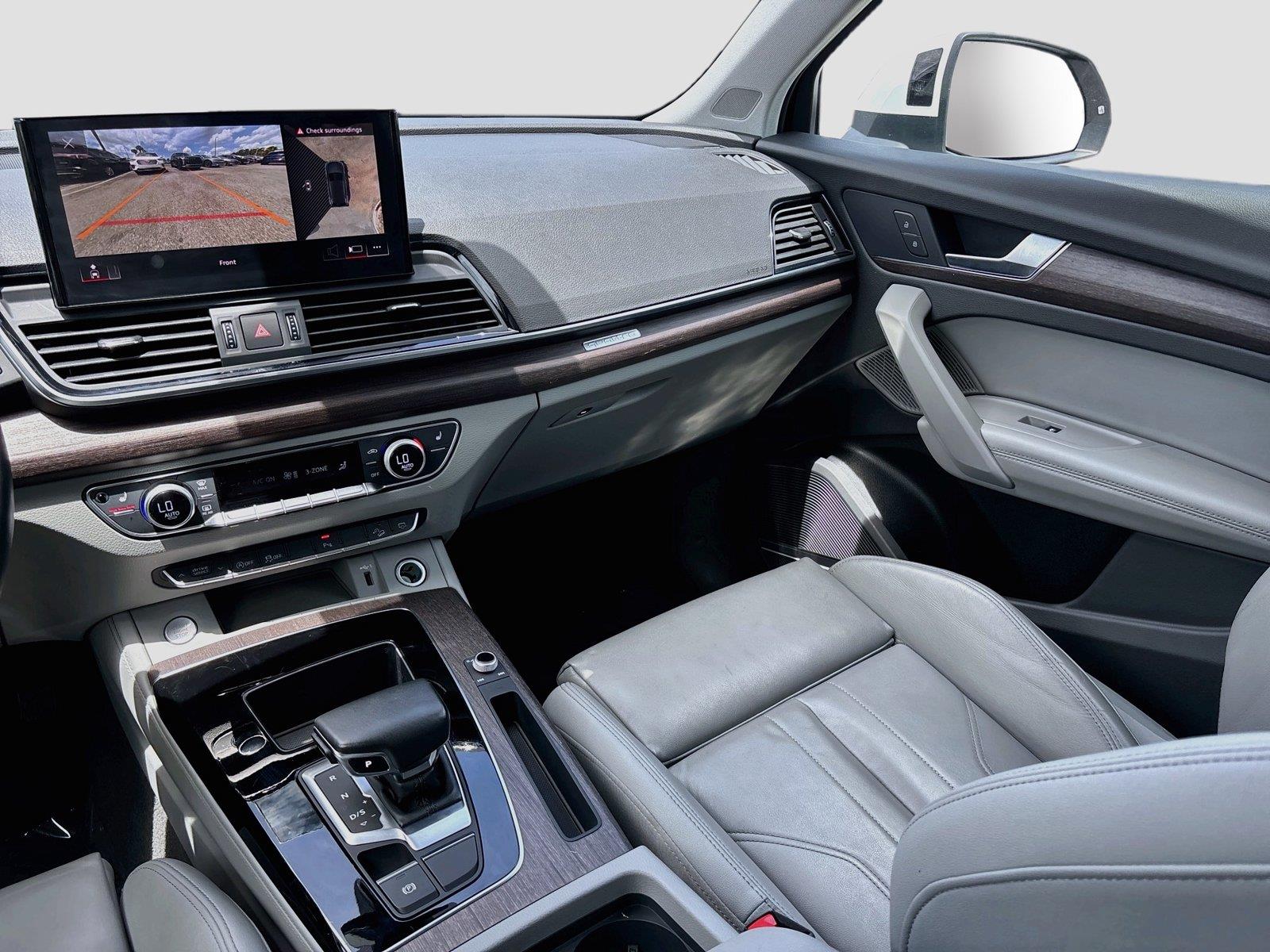2024 Audi Q5 S line Premium Plus