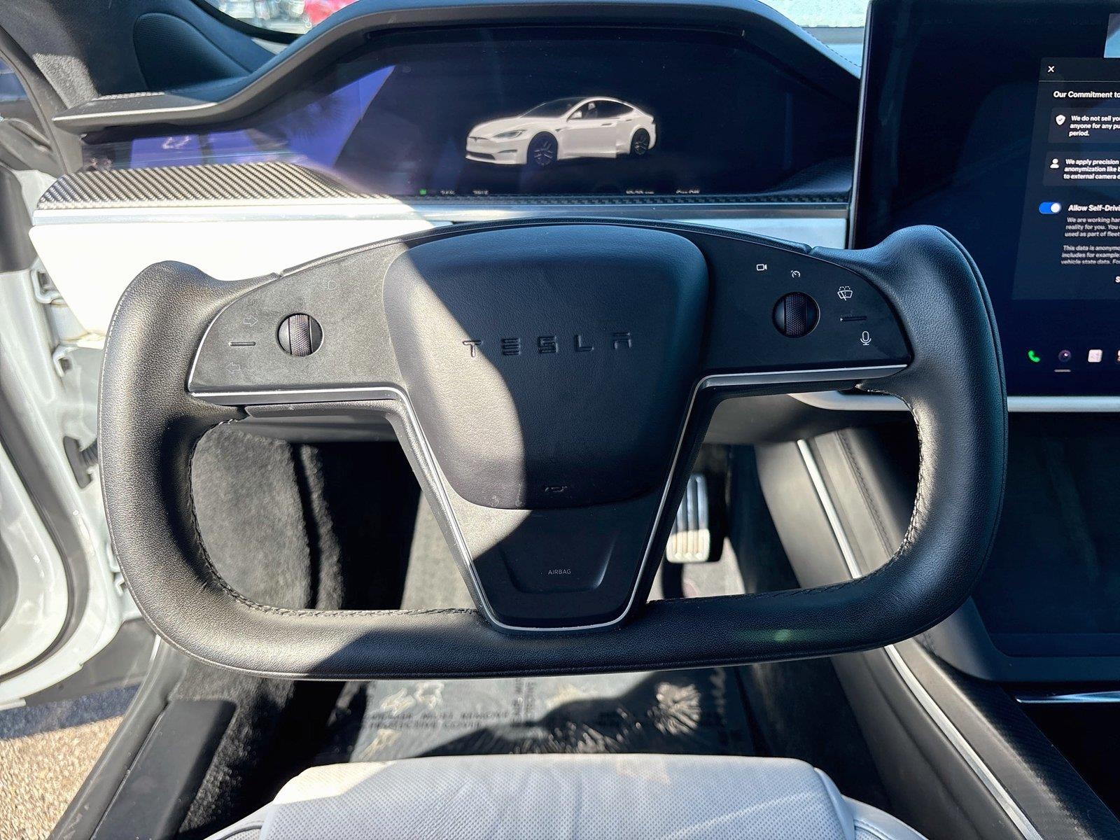 2022 Tesla Model S Plaid