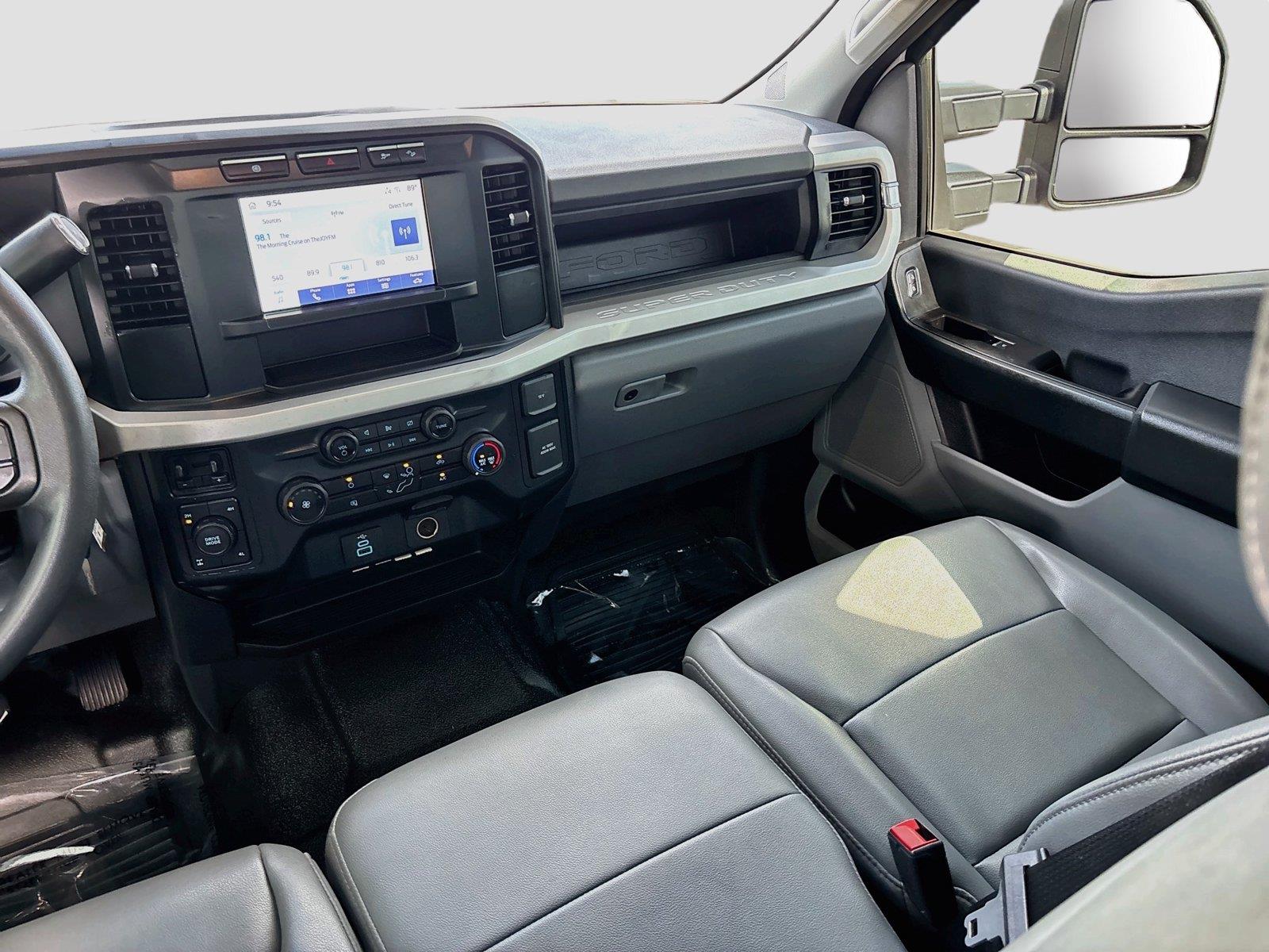2023 Ford Super Duty F-250 SRW XL