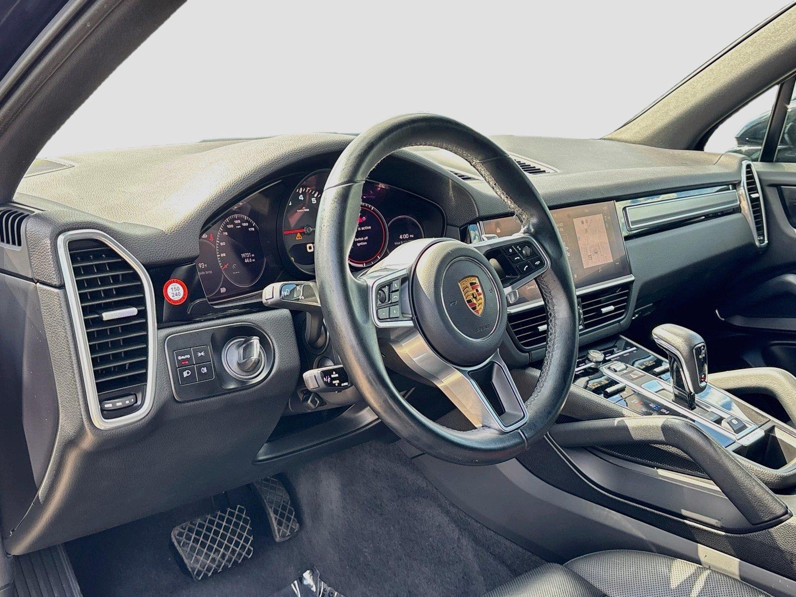 2023 Porsche Cayenne Platinum Edition