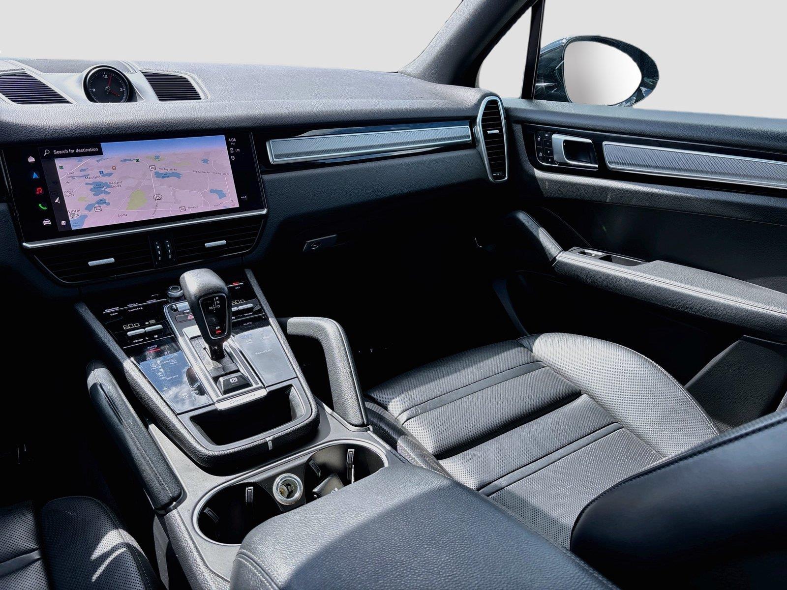 2023 Porsche Cayenne Platinum Edition