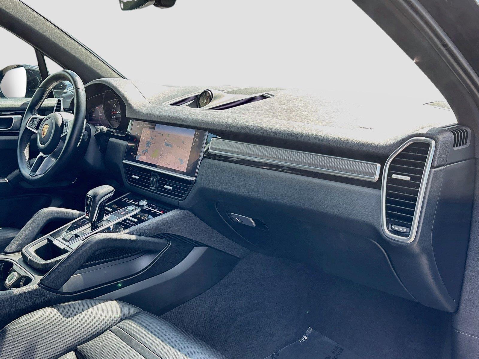 2023 Porsche Cayenne Platinum Edition