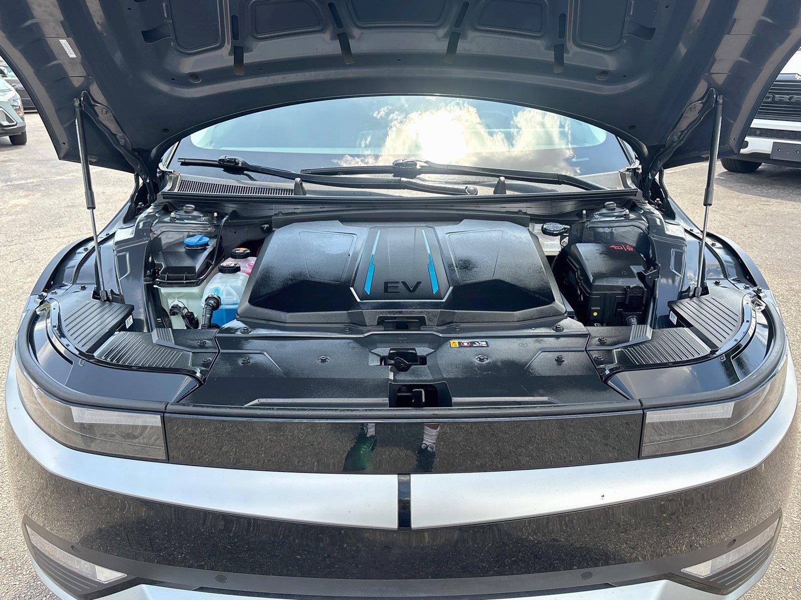 2024 Hyundai IONIQ 5 SEL