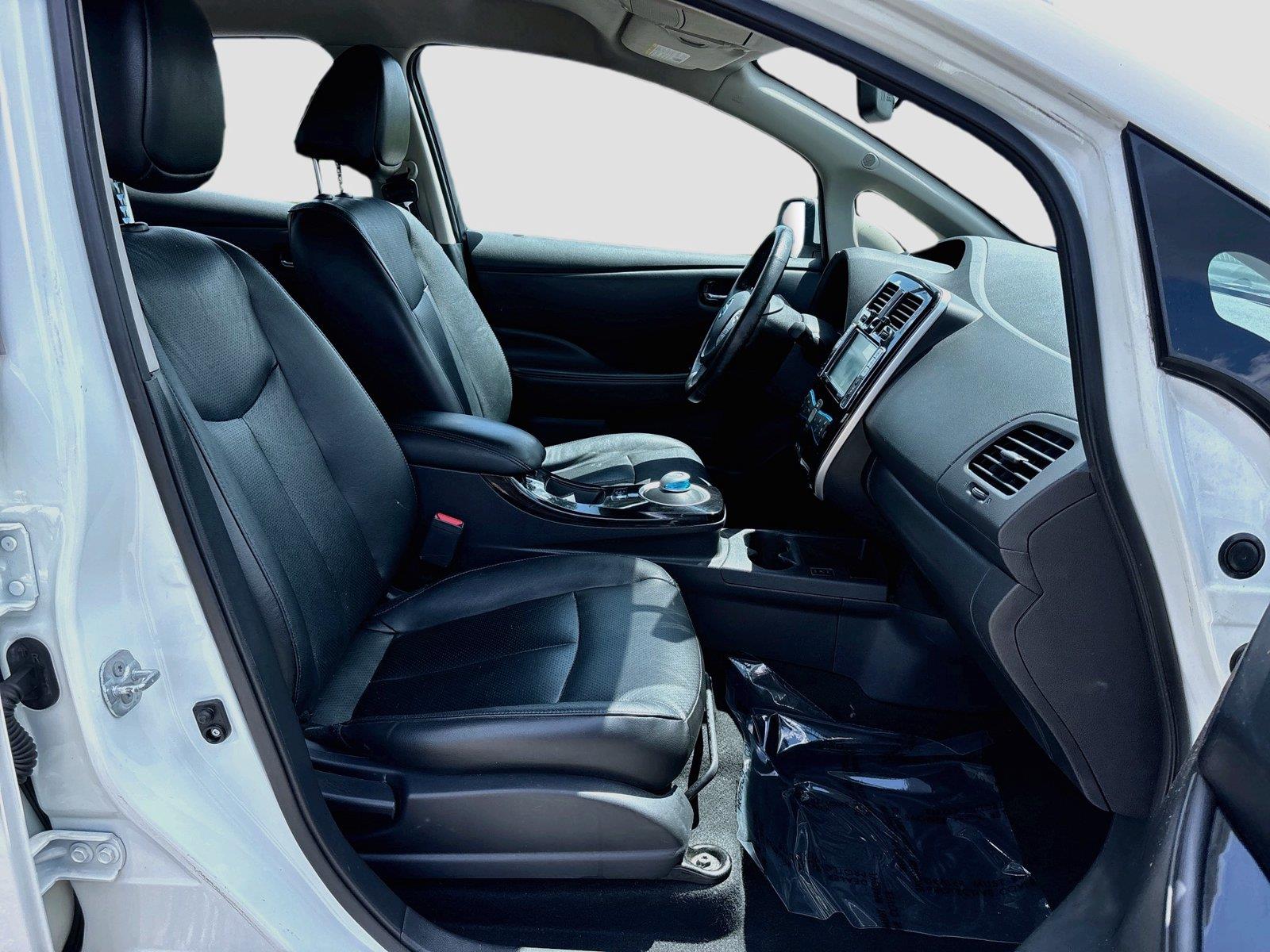 2016 Nissan LEAF SL