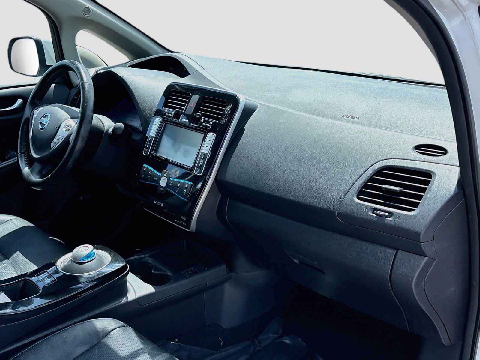 2016 Nissan LEAF SL