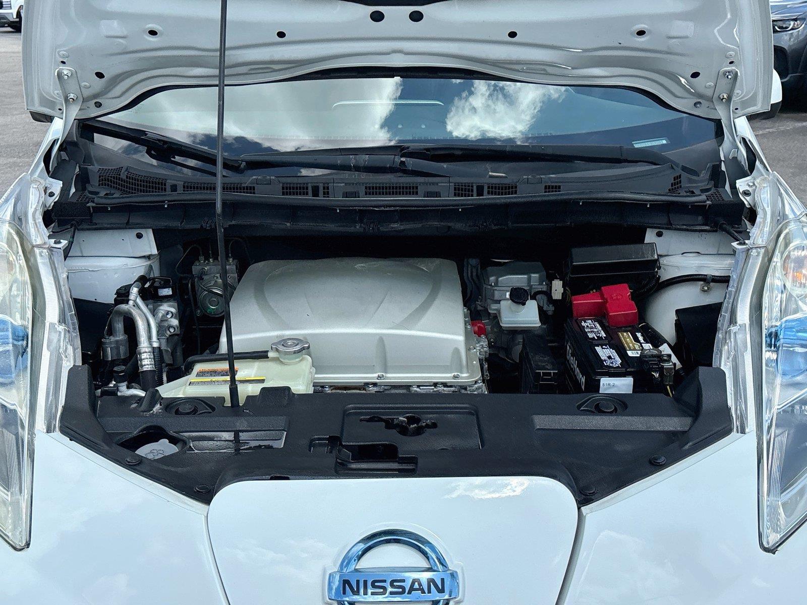 2016 Nissan LEAF SL